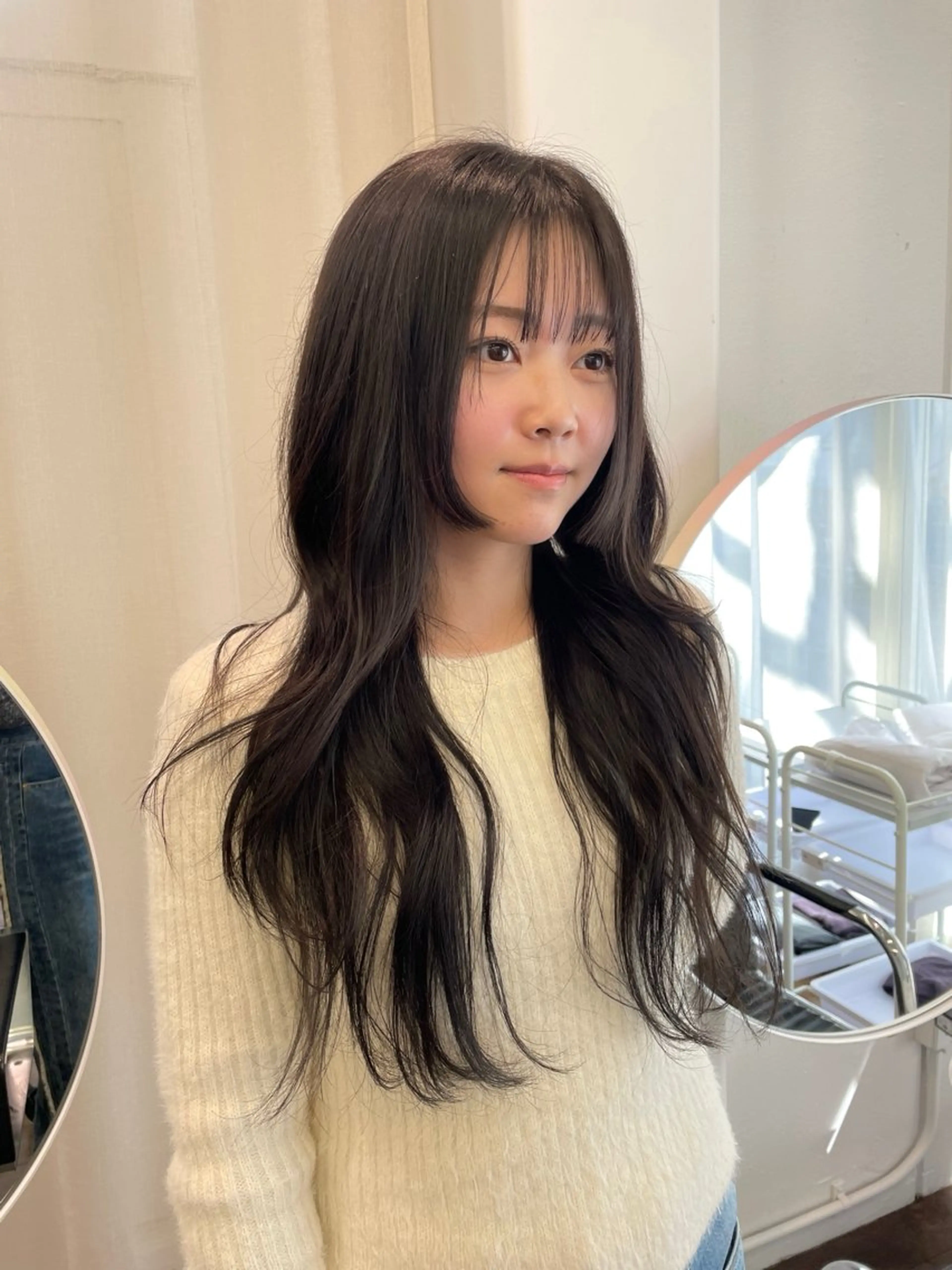 ロング カラー レイヤーカット カット ヘアカラー トリートメント レイヤーカット🎀 kanaのヘアスタイル