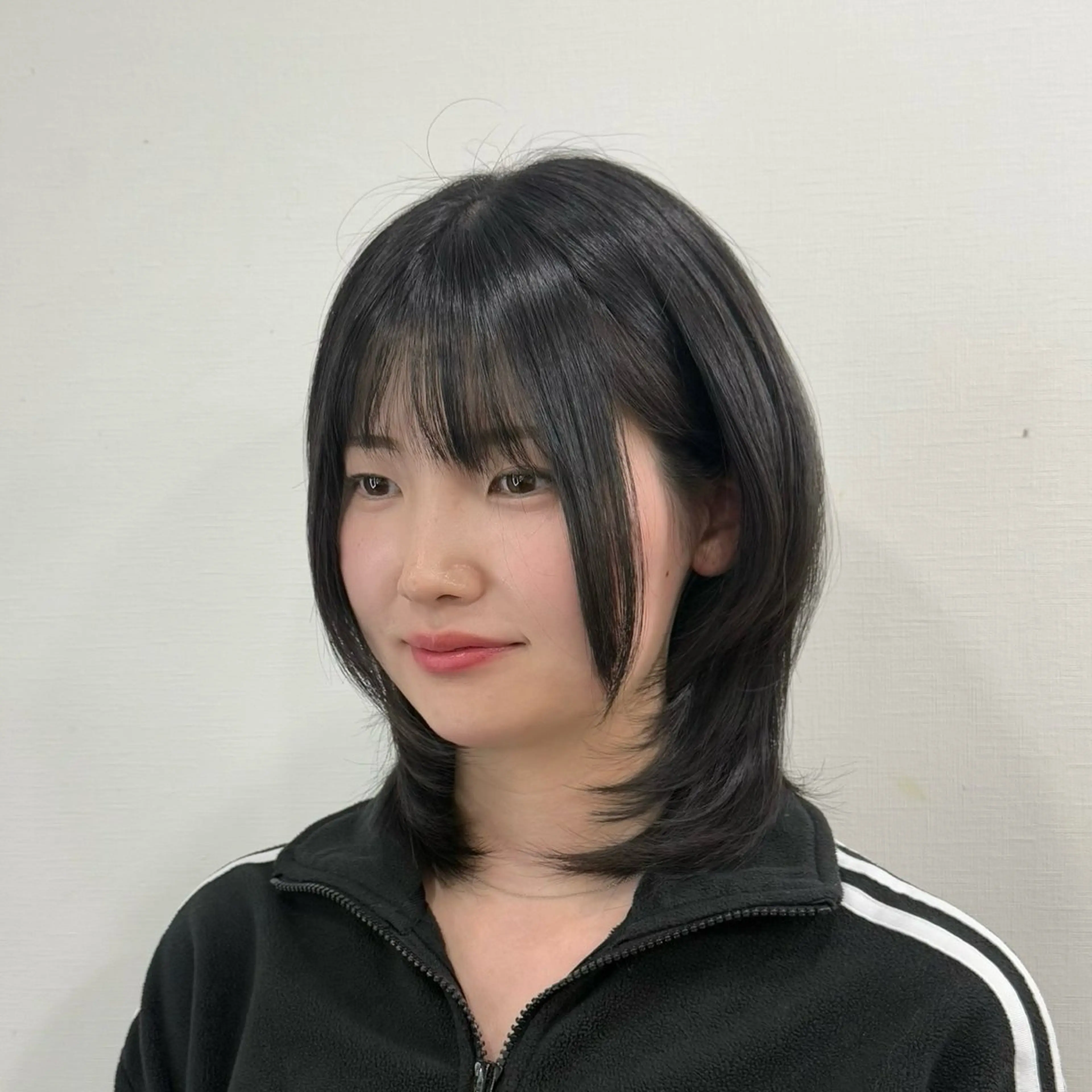 ミディアム カット 本場韓国ヘア🪽 Yenaイェナのヘアスタイル