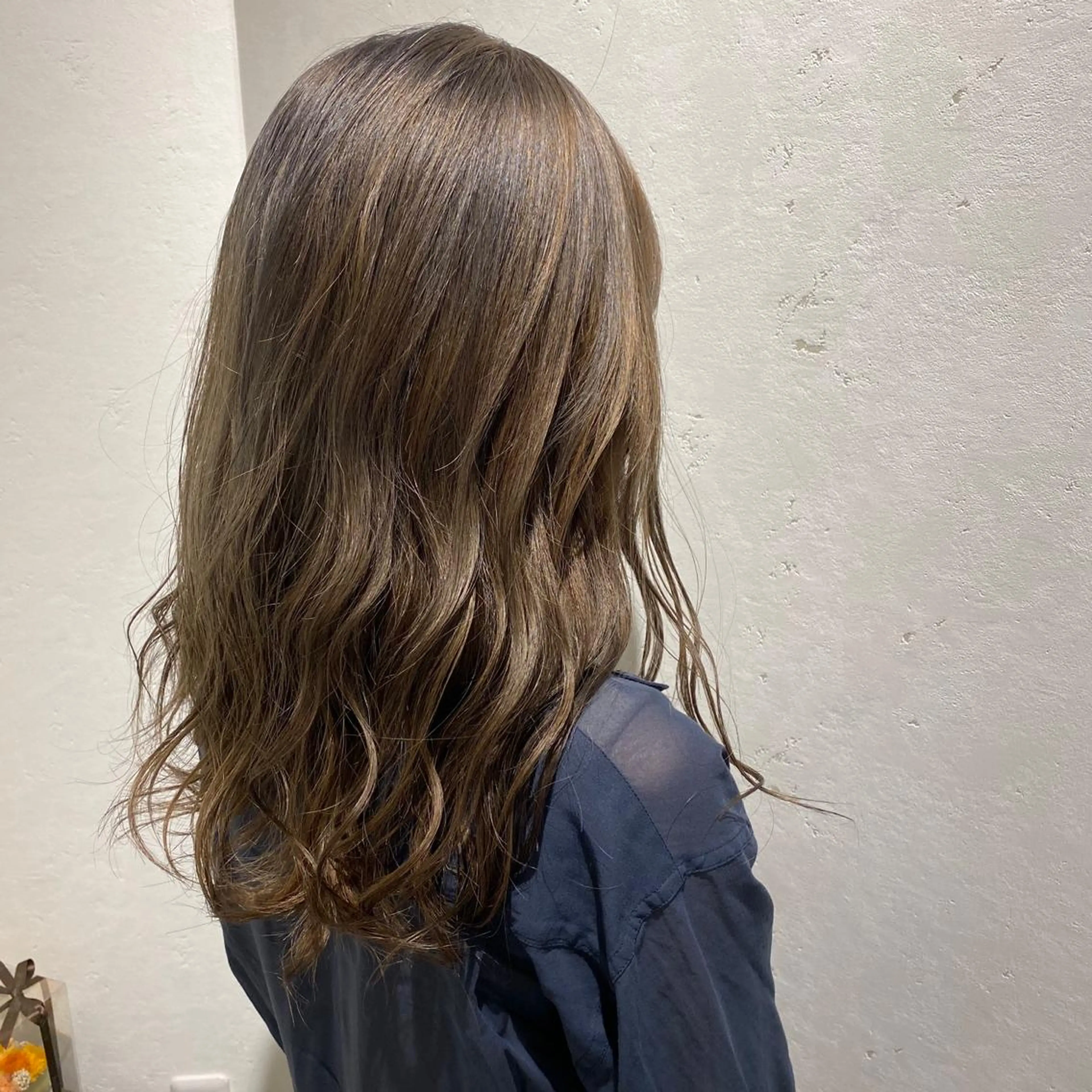 ロング やまぐち まりんのヘアスタイル