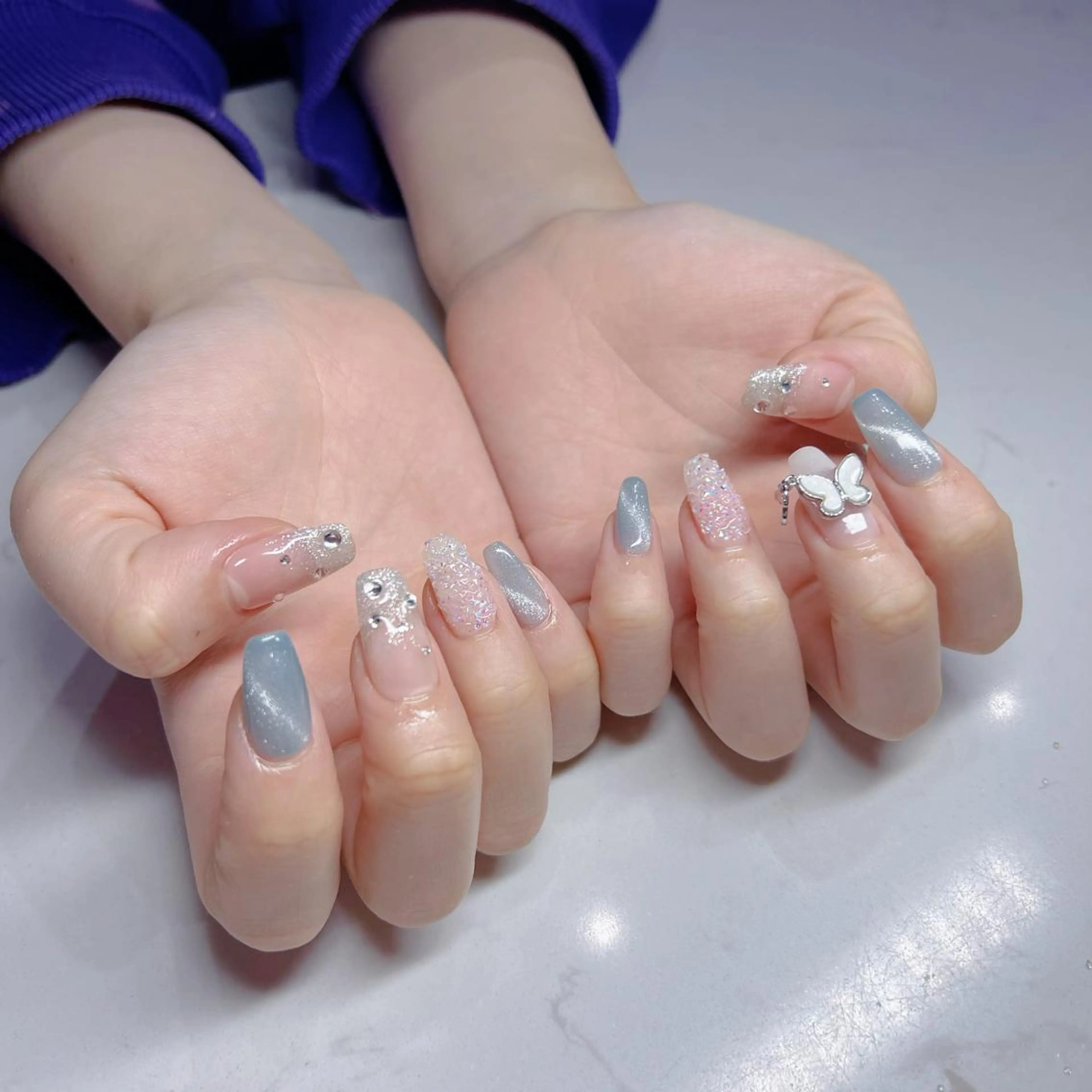 ネイル フレンチネイル ジェルネイル 韓国ネイル 持ち込み パラジェル ハンドネイル ハンドケア ちゅるんネイル🪄 耳ツボジュエリー🔗のネイルデザイン