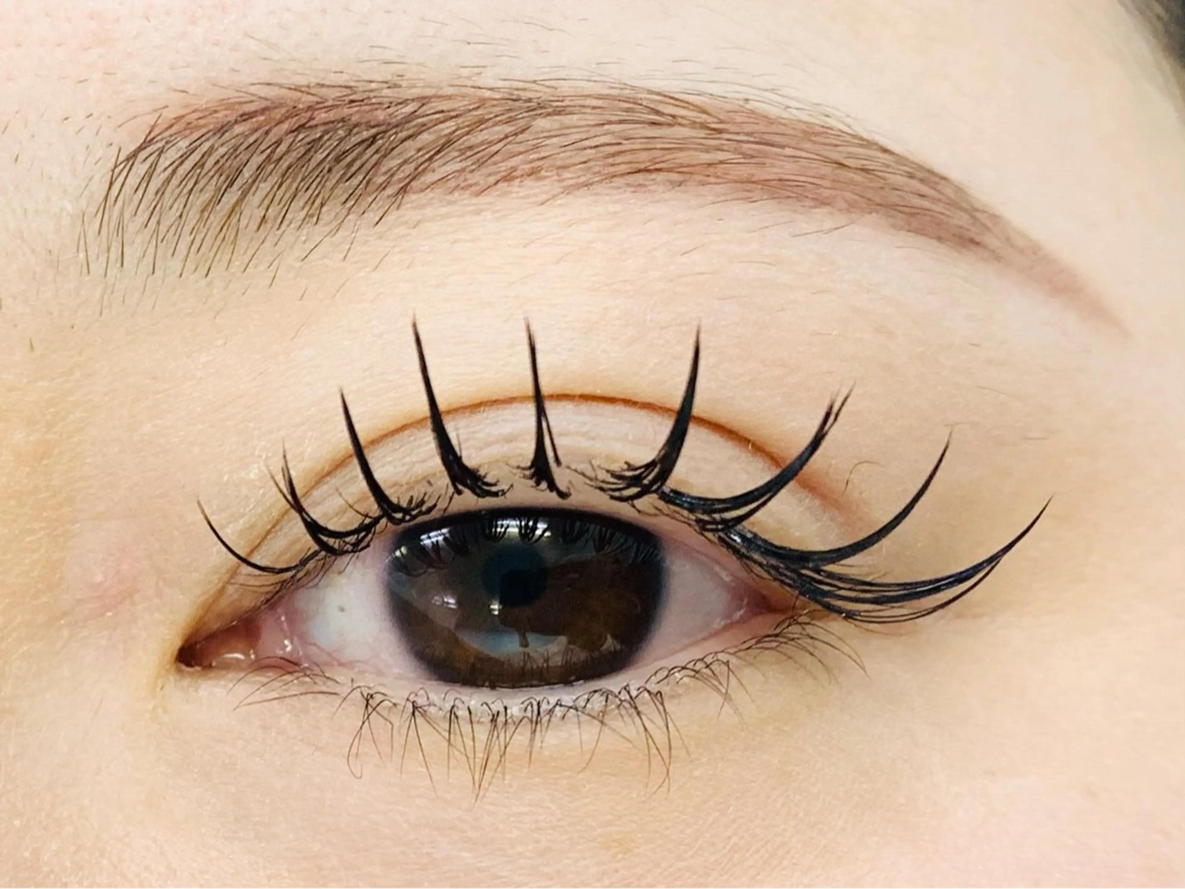 マツエク・マツパ 束感まつ毛 フラットラッシュ Rich to 松崎　麻衣子のマツエク・マツパデザイン