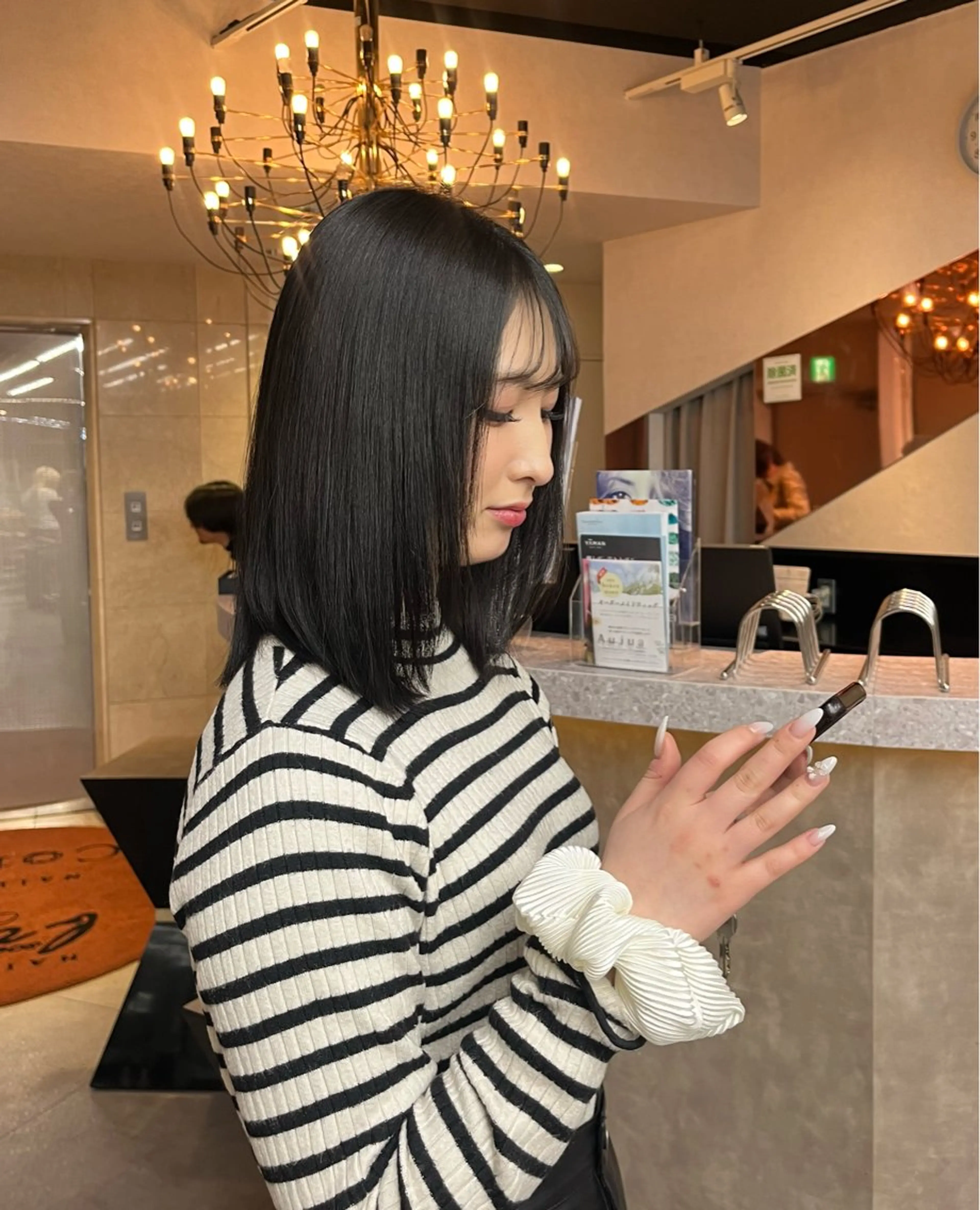 ミディアム み ゆのヘアスタイル