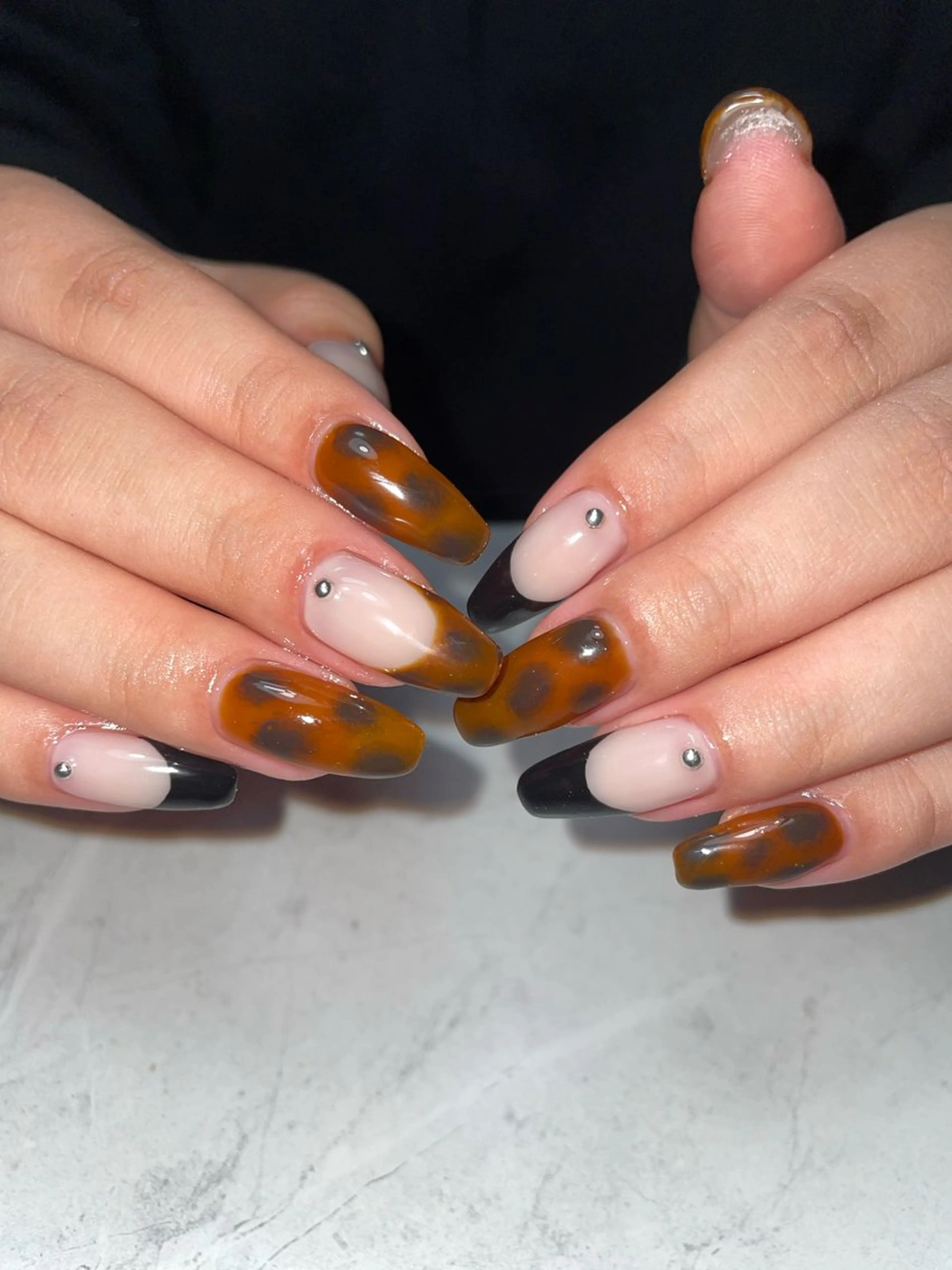 ネイル アニマル柄 フレンチネイル ハンドネイル miinail miyuuのネイルデザイン