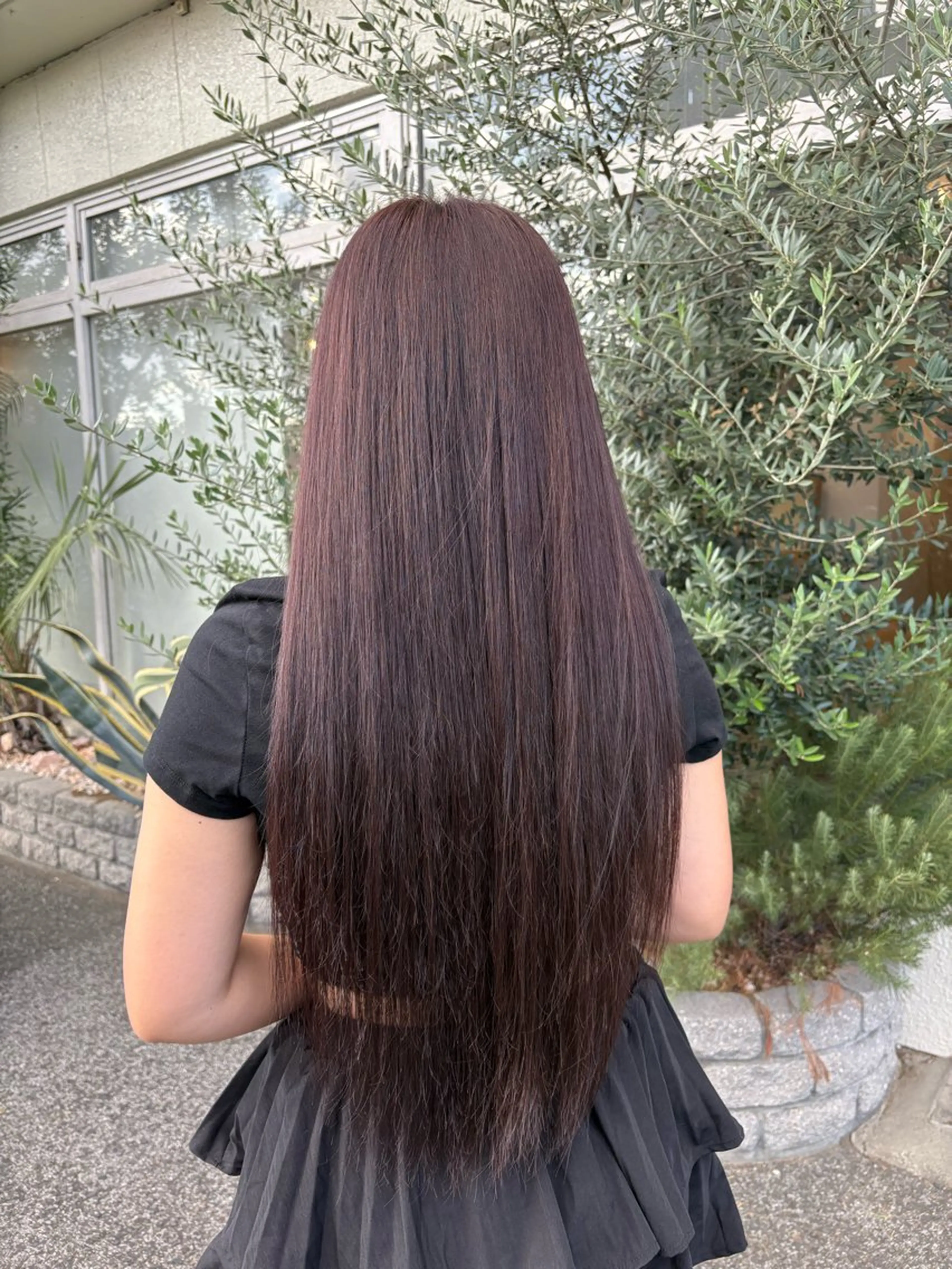 ロング カラー レッドカラー ヘアカラー トリートメント 黒川 綾音のヘアスタイル