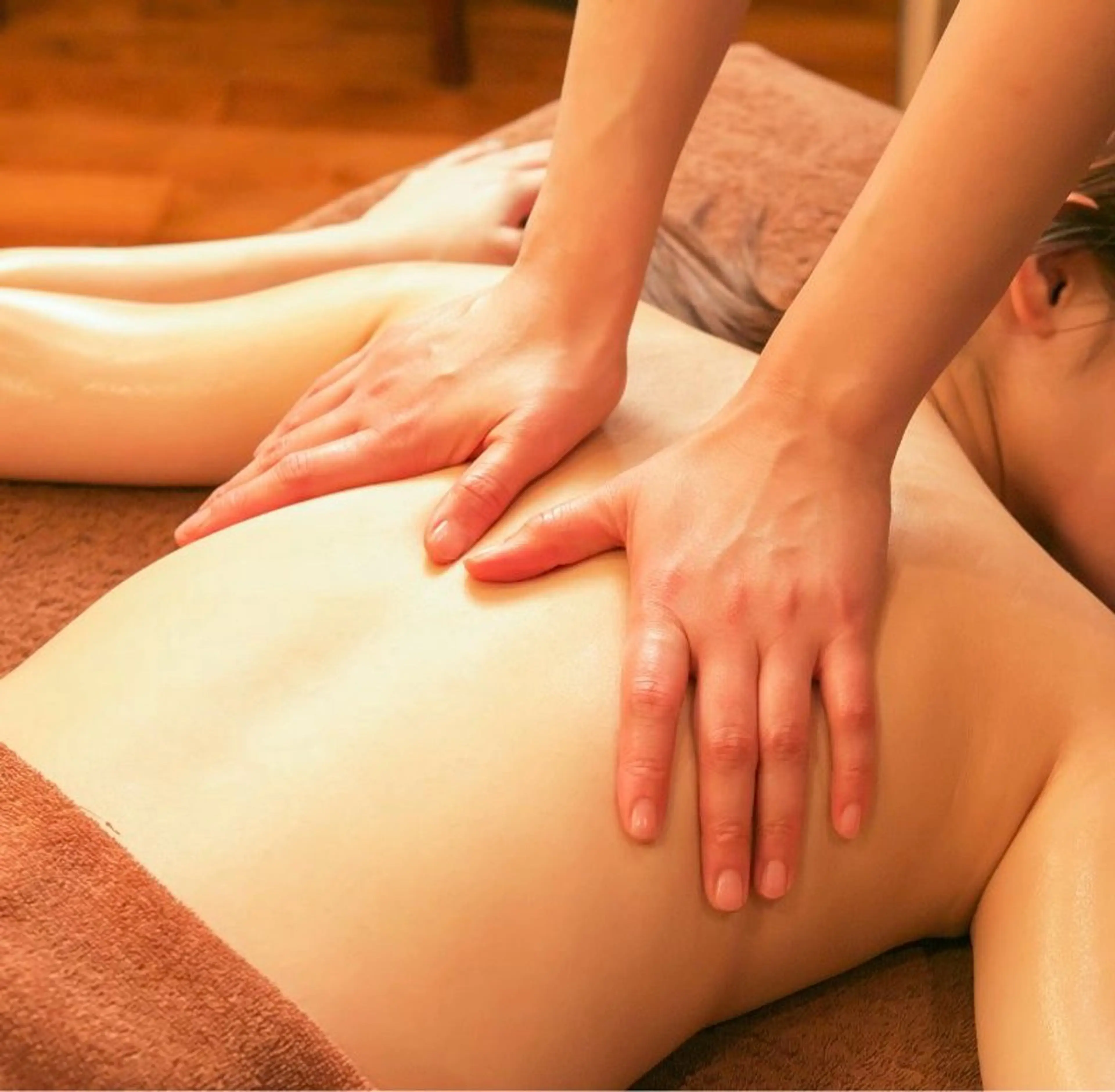 【4月限定🌟】人気メニュー🌿全身ほぐれる経路リンパオイル60分🌿の写真