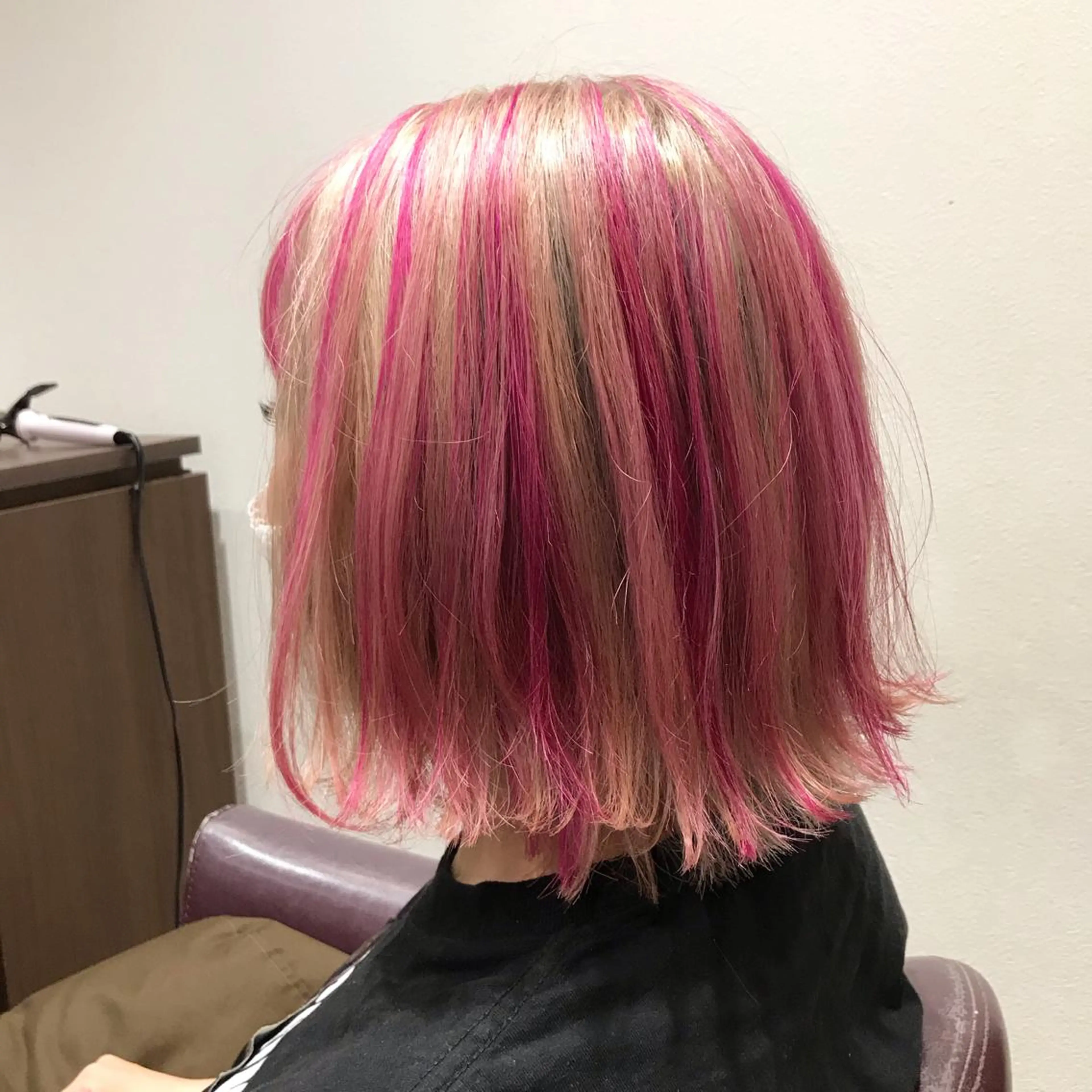 ショート カラー ヘアカラー 松崎 崇のヘアスタイル