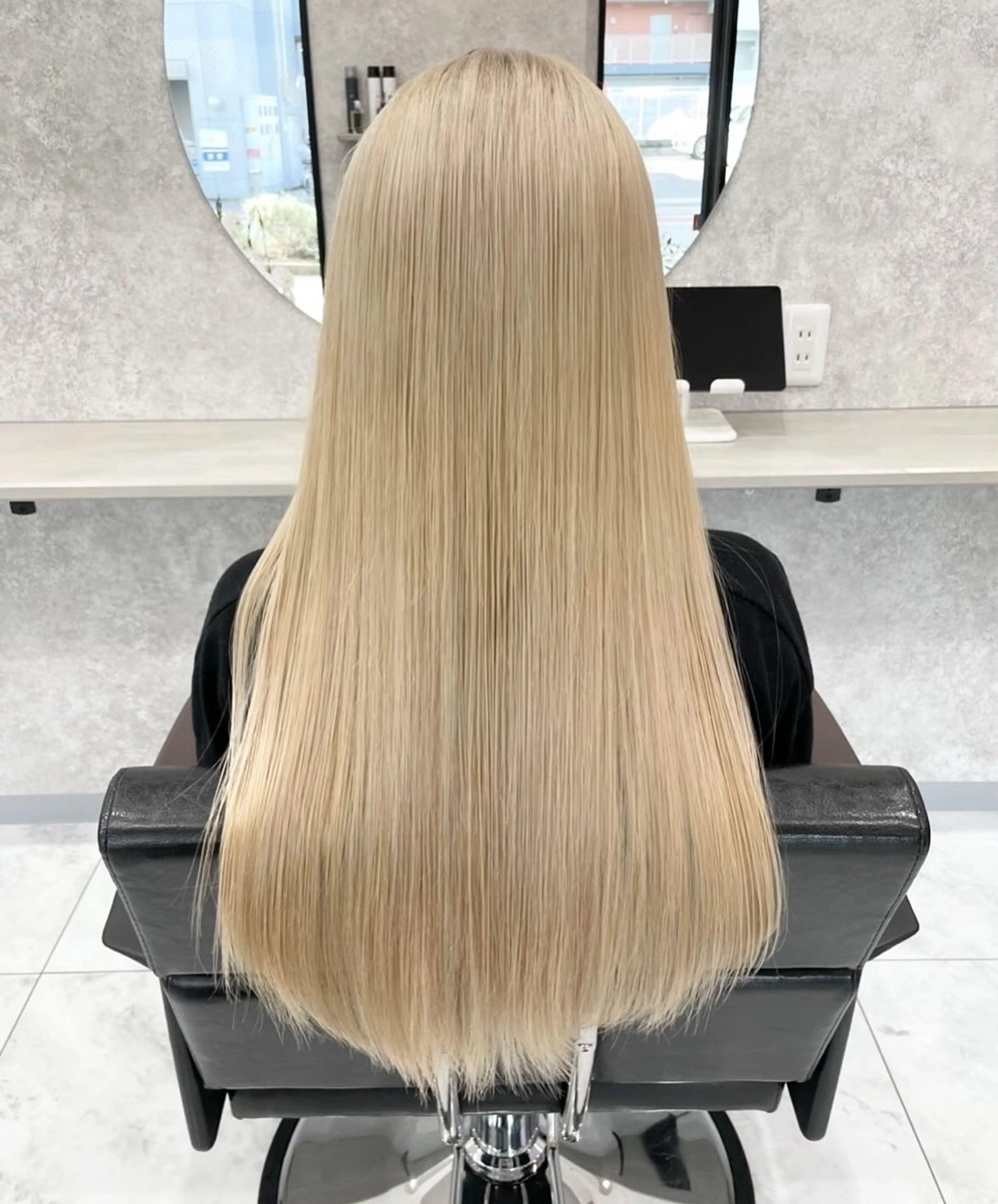 ロング 🦋ハイトーン🦋 石山 希理🦋のヘアスタイル