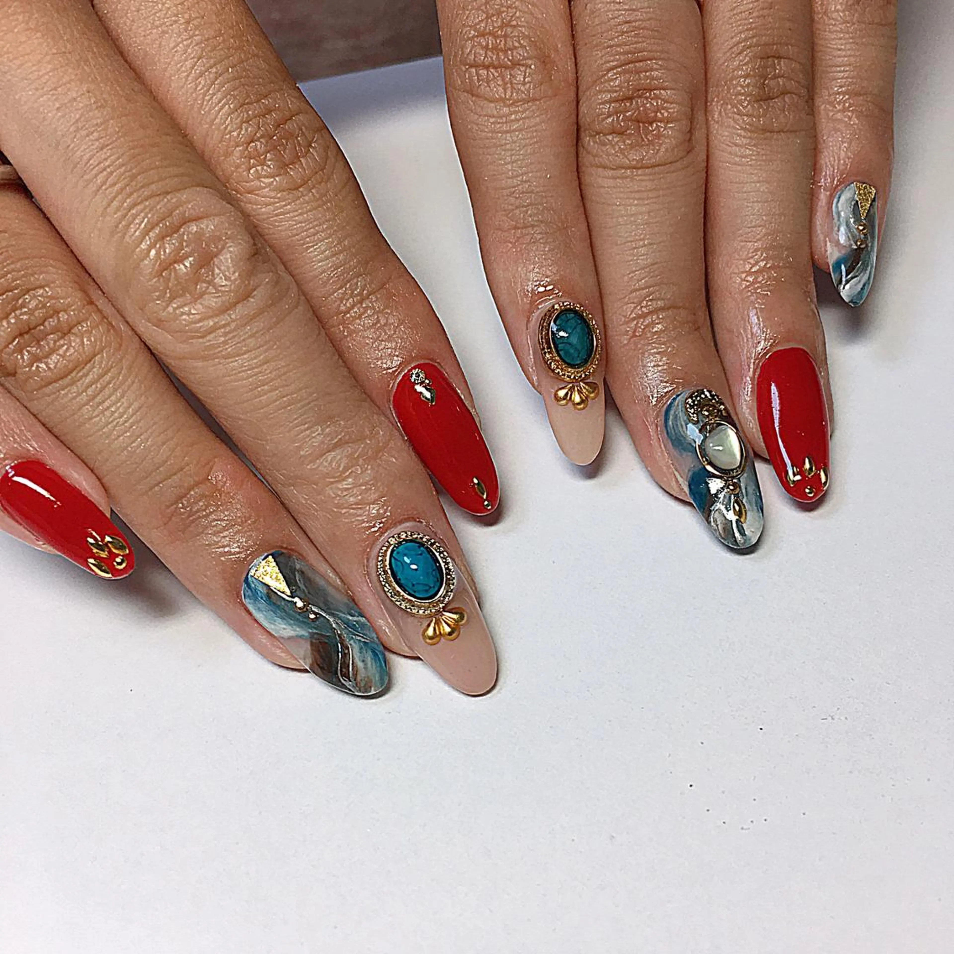 ネイル ハンドネイル Emu Nailのネイルデザイン