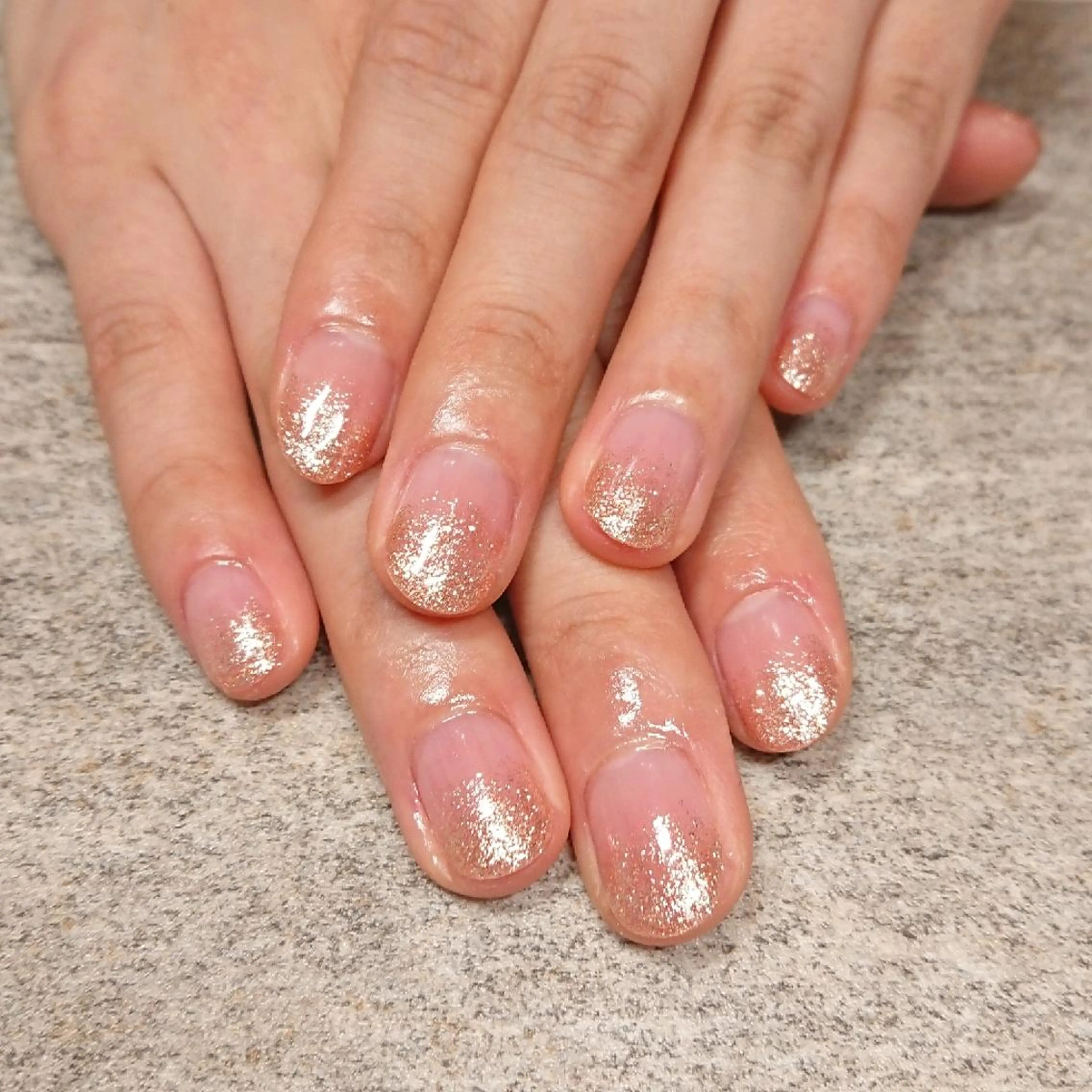 ネイル ジェヌインネイル 河内のネイルデザイン