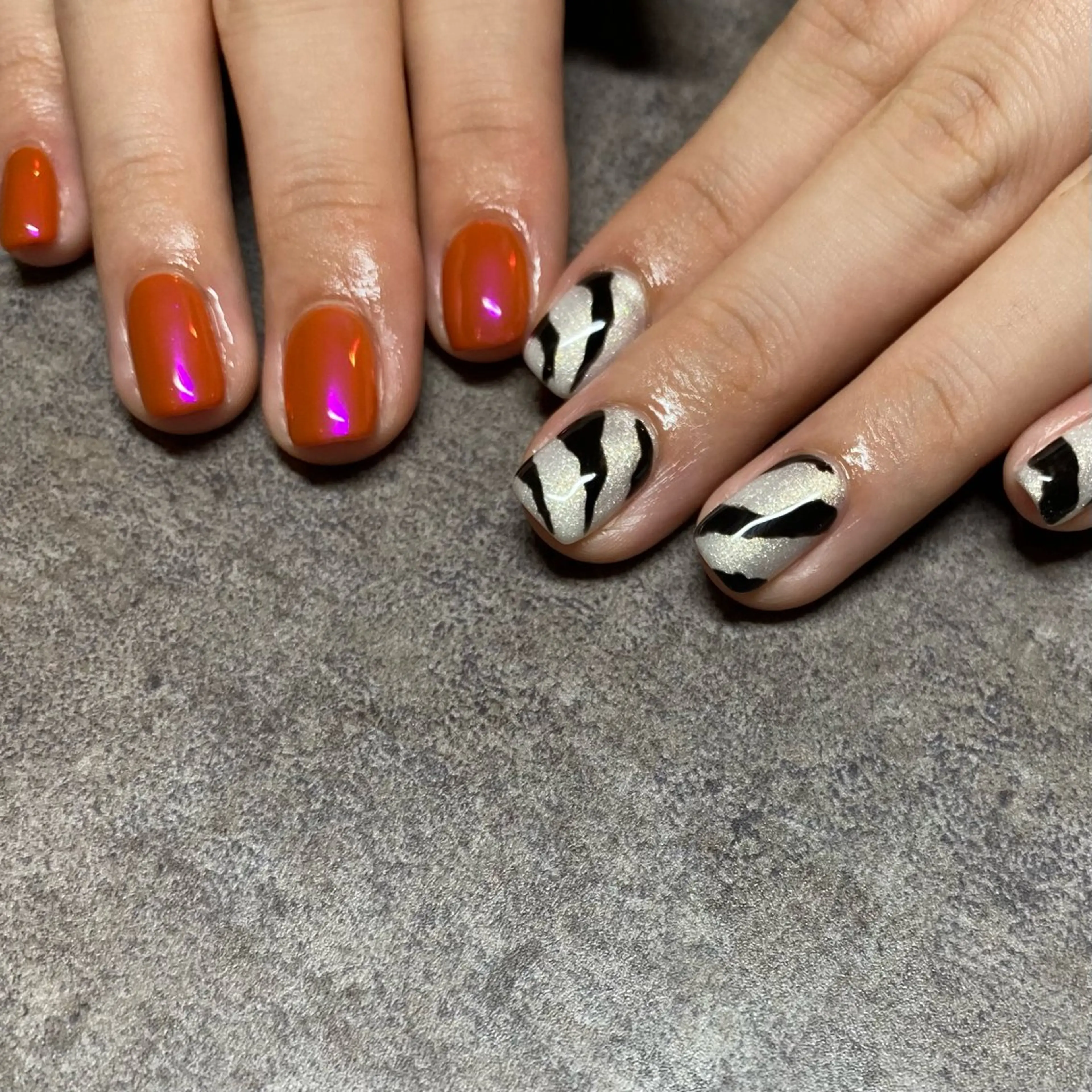 ネイル アニマル柄 オーロラネイル マグネットネイル ハンドネイル ハンドケア N dé chou chou所属・林 七海のその他イメージ