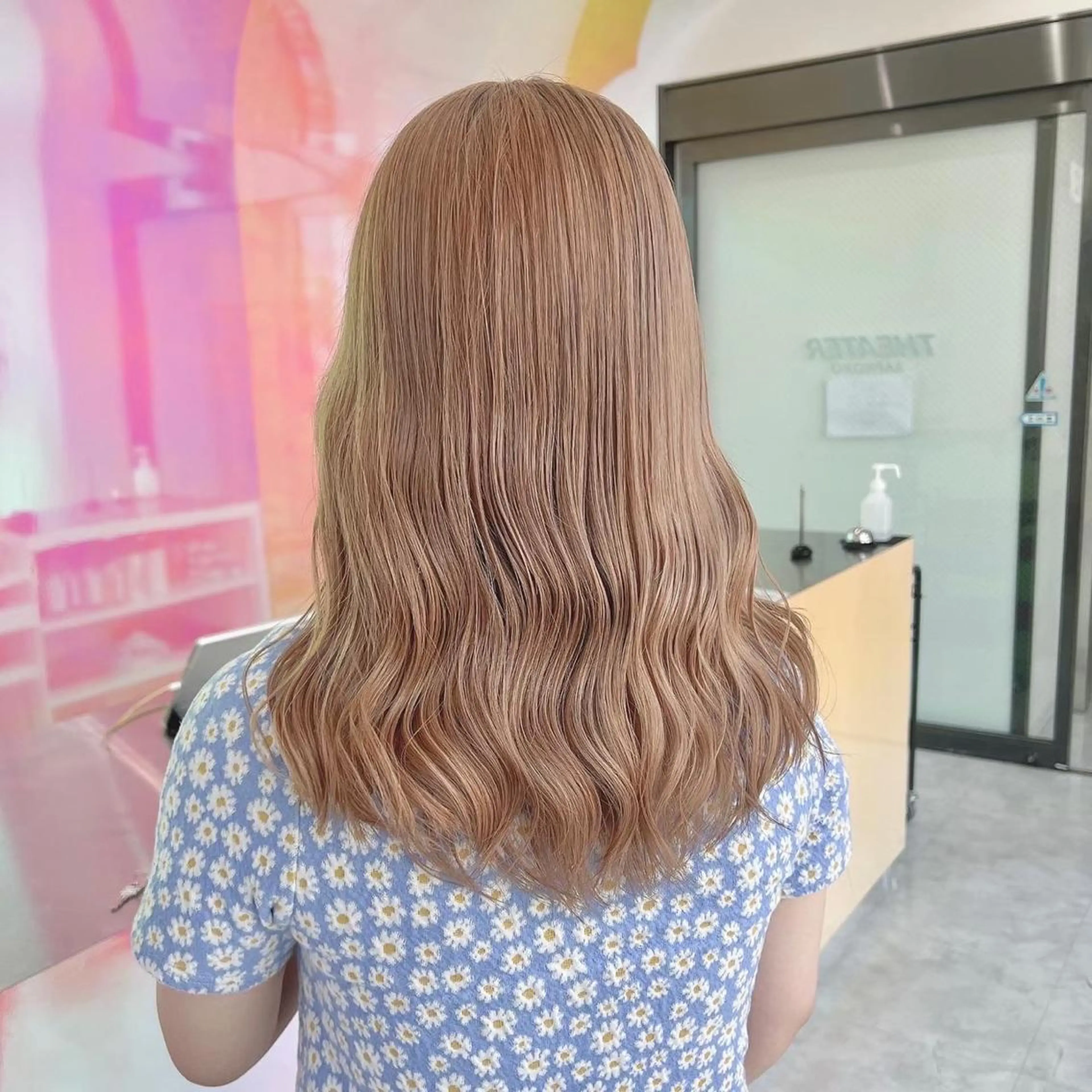 セミロング カラー 韓国スタイル🇰🇷 トレンドレイヤー🪡のヘアスタイル