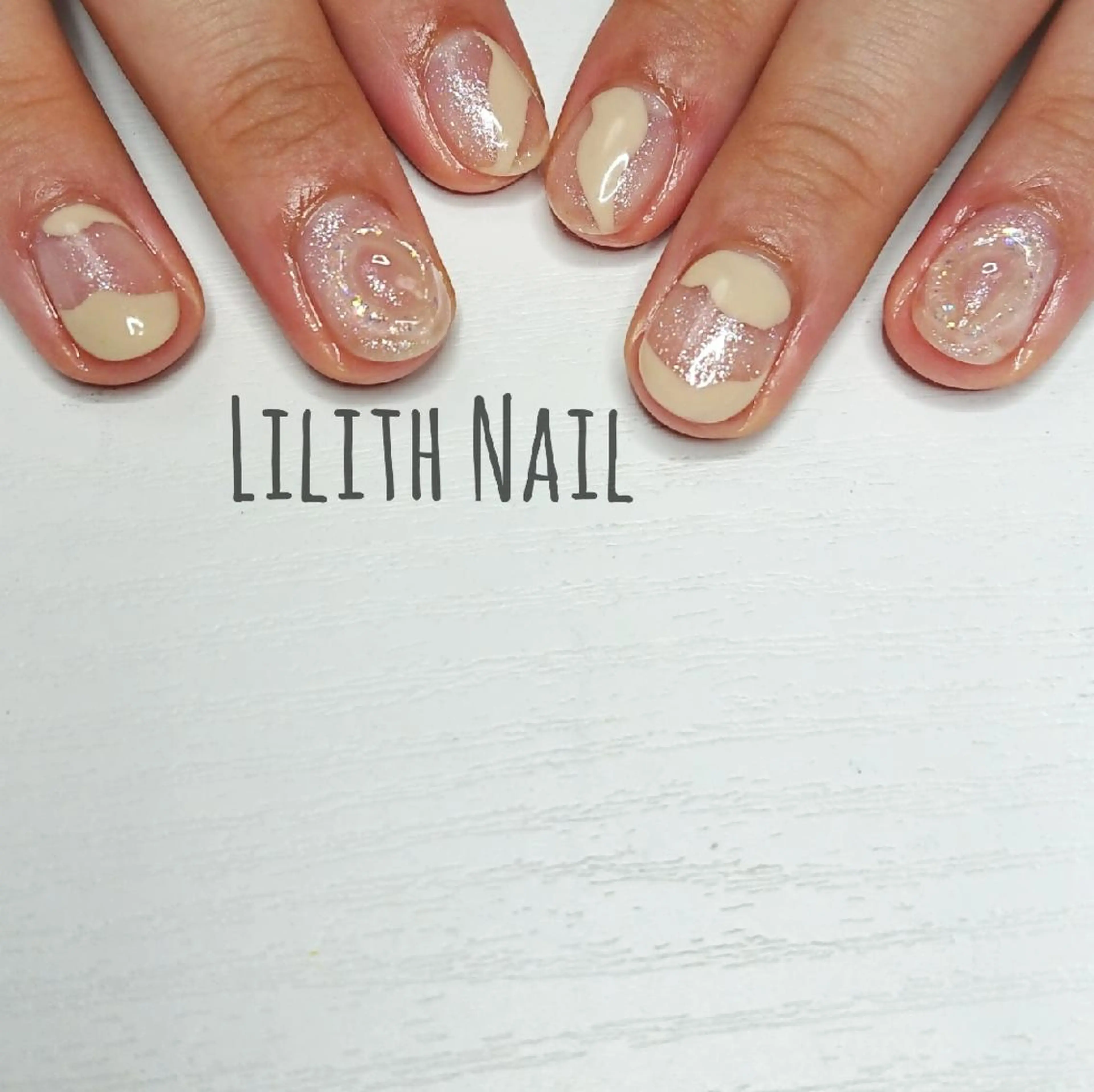 ネイル ニュアンスネイル ハンドネイル Lilith Nailのネイルデザイン