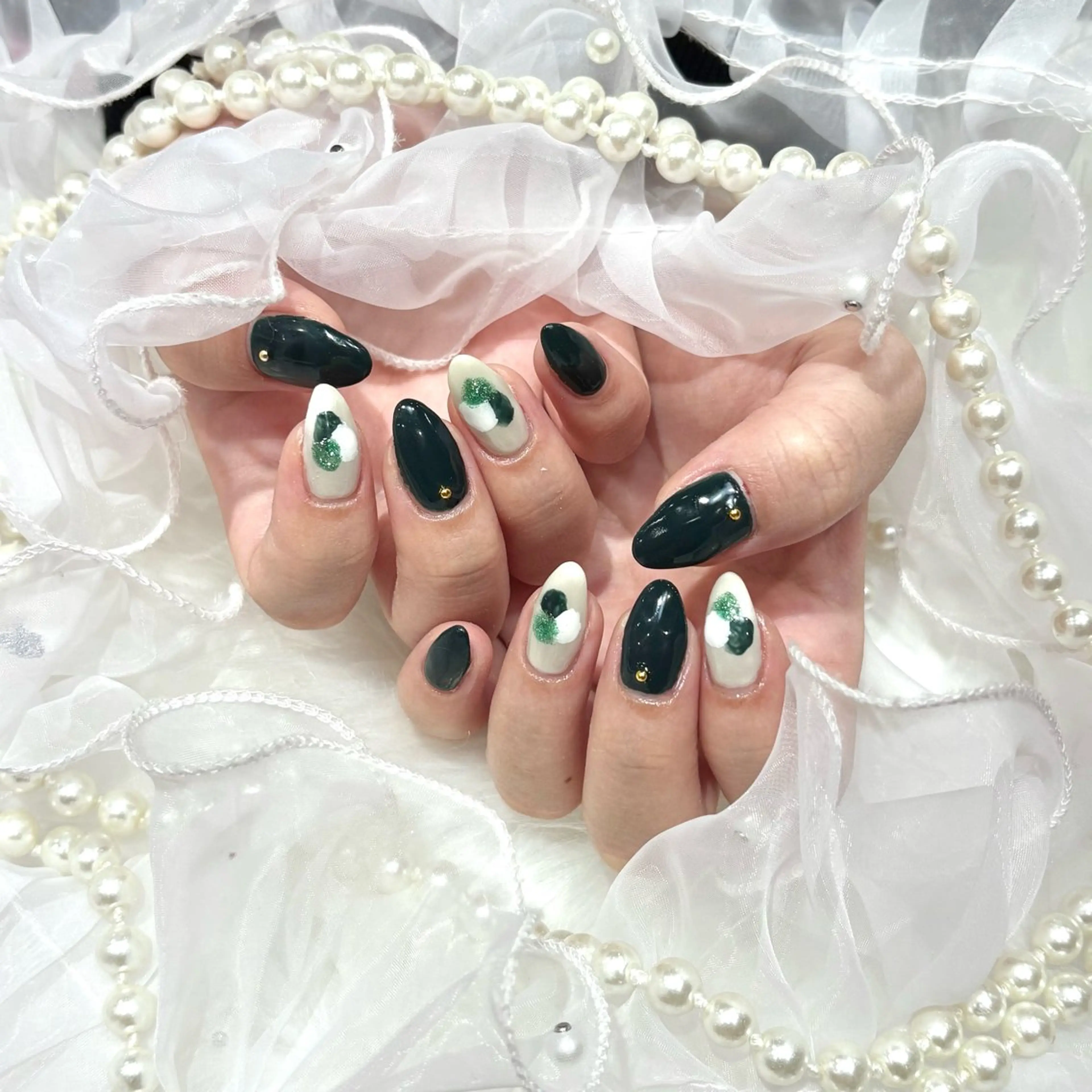 ネイル ハンドネイル WISTERIA rinonのネイルデザイン