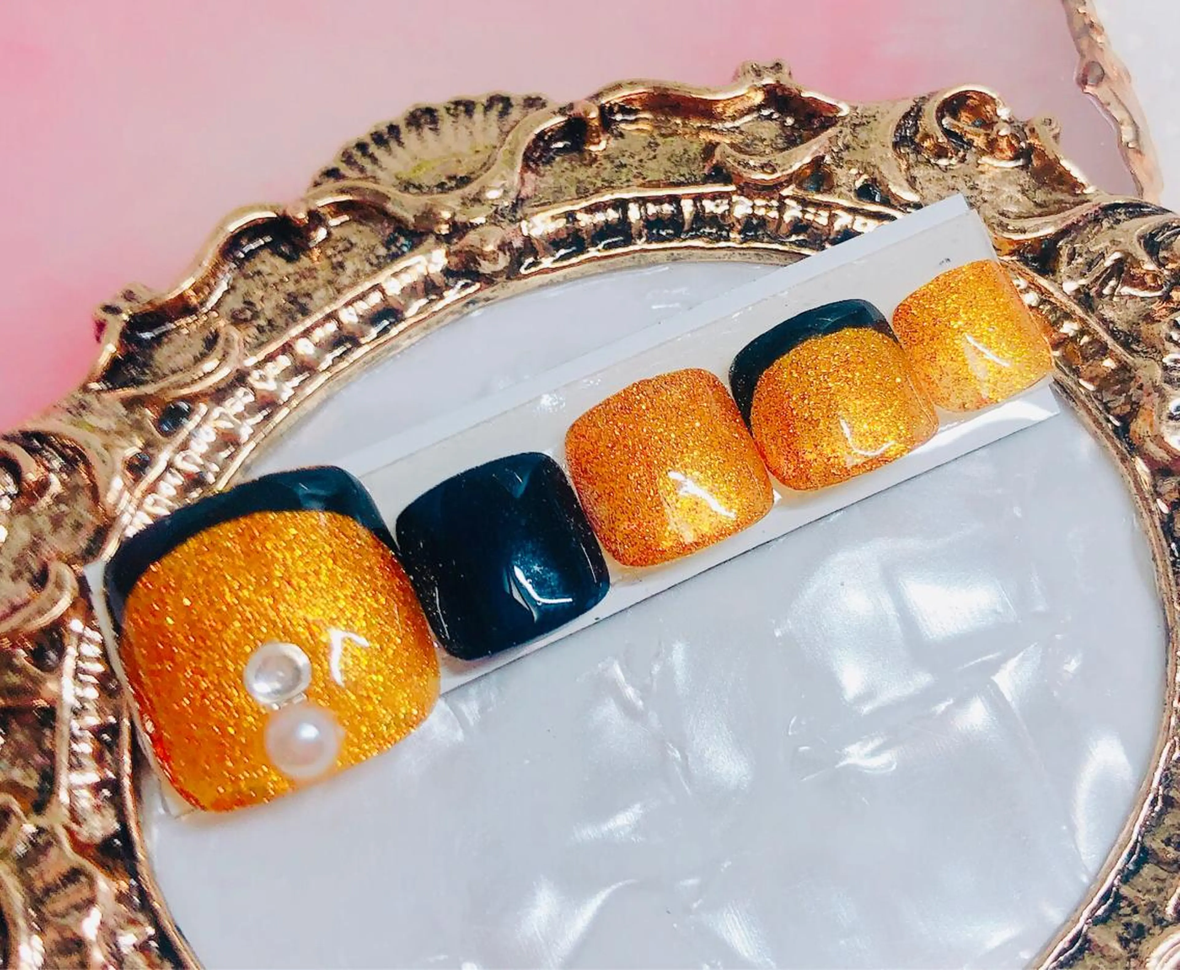 ネイル フットネイル フットネイル CROWN プライベートサロンのネイルデザイン