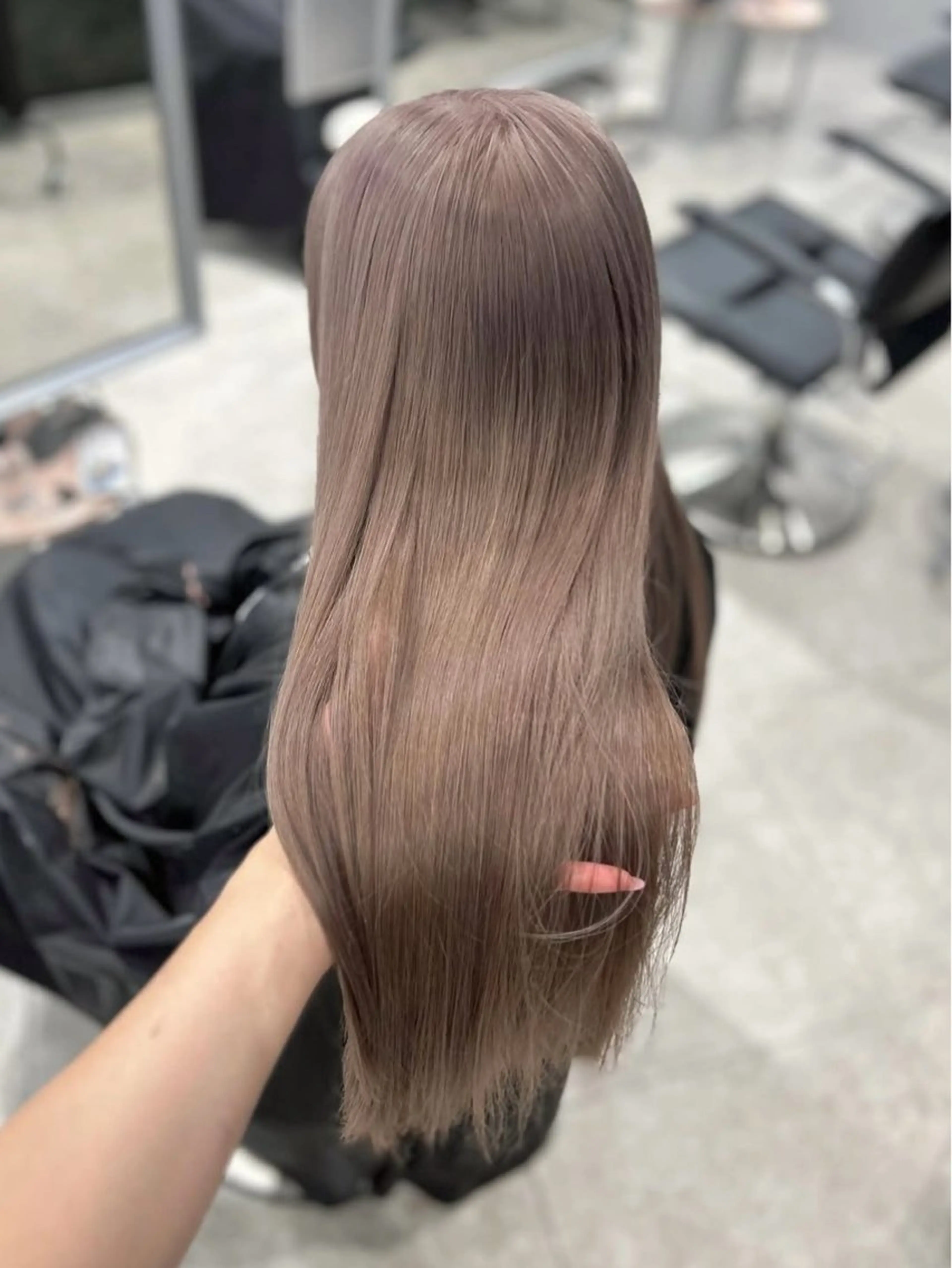 ロング カラー PELE/ミルクティ ー/NATSUKIのヘアスタイル