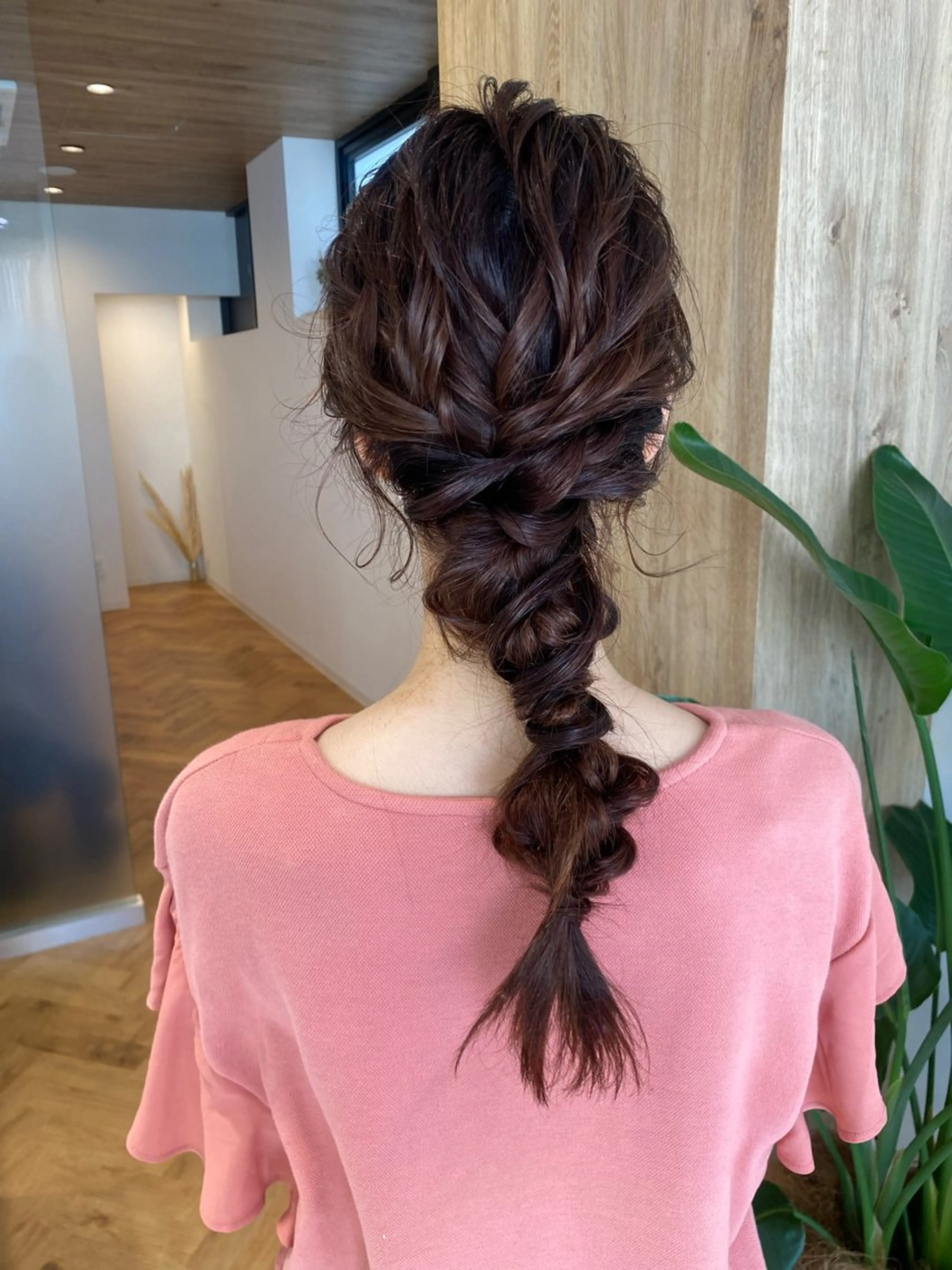 ロング ヘアセット 都筑 莉佳子のヘアスタイル