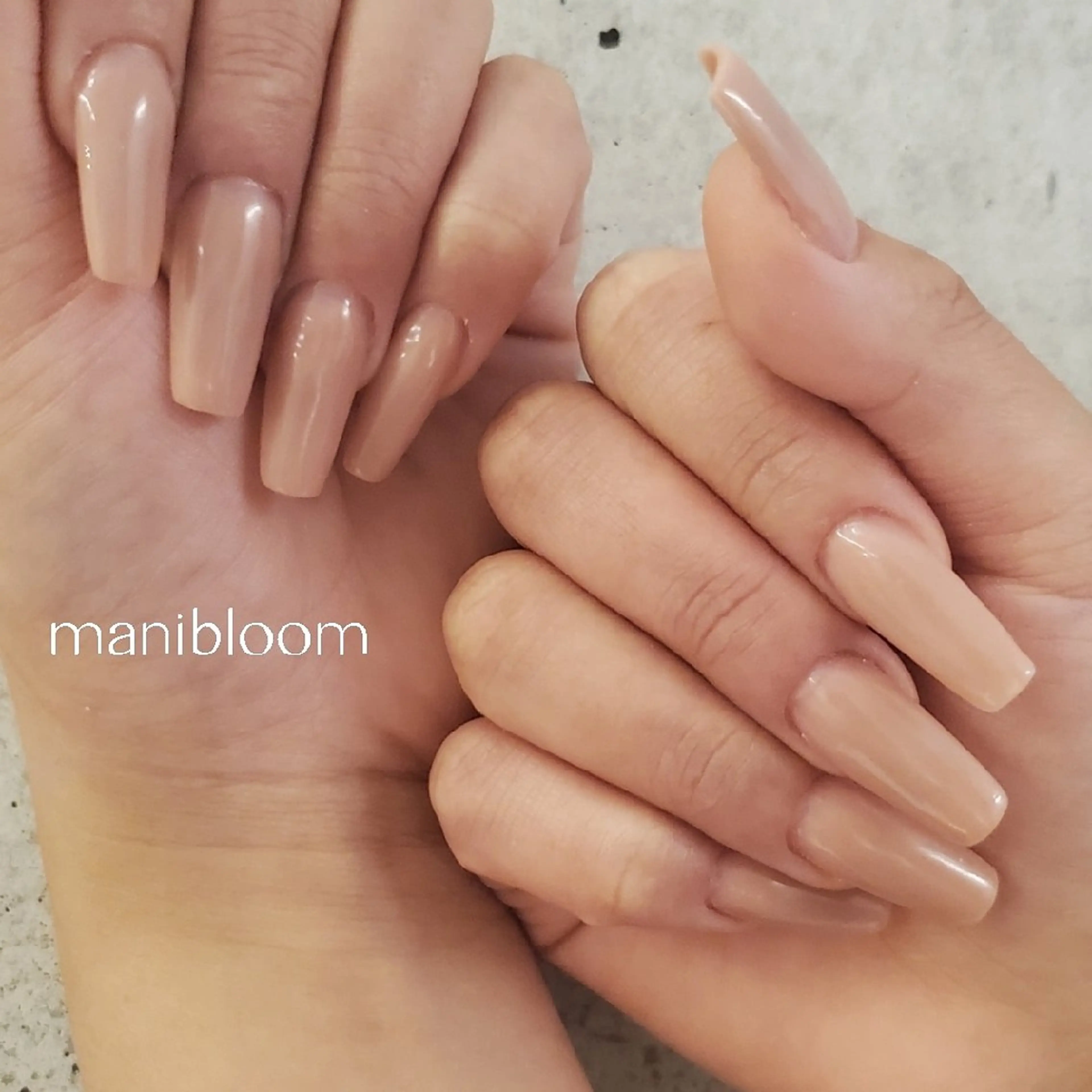 ネイル ハンドネイル マニブルーム所属・小島 由佳のネイルデザイン