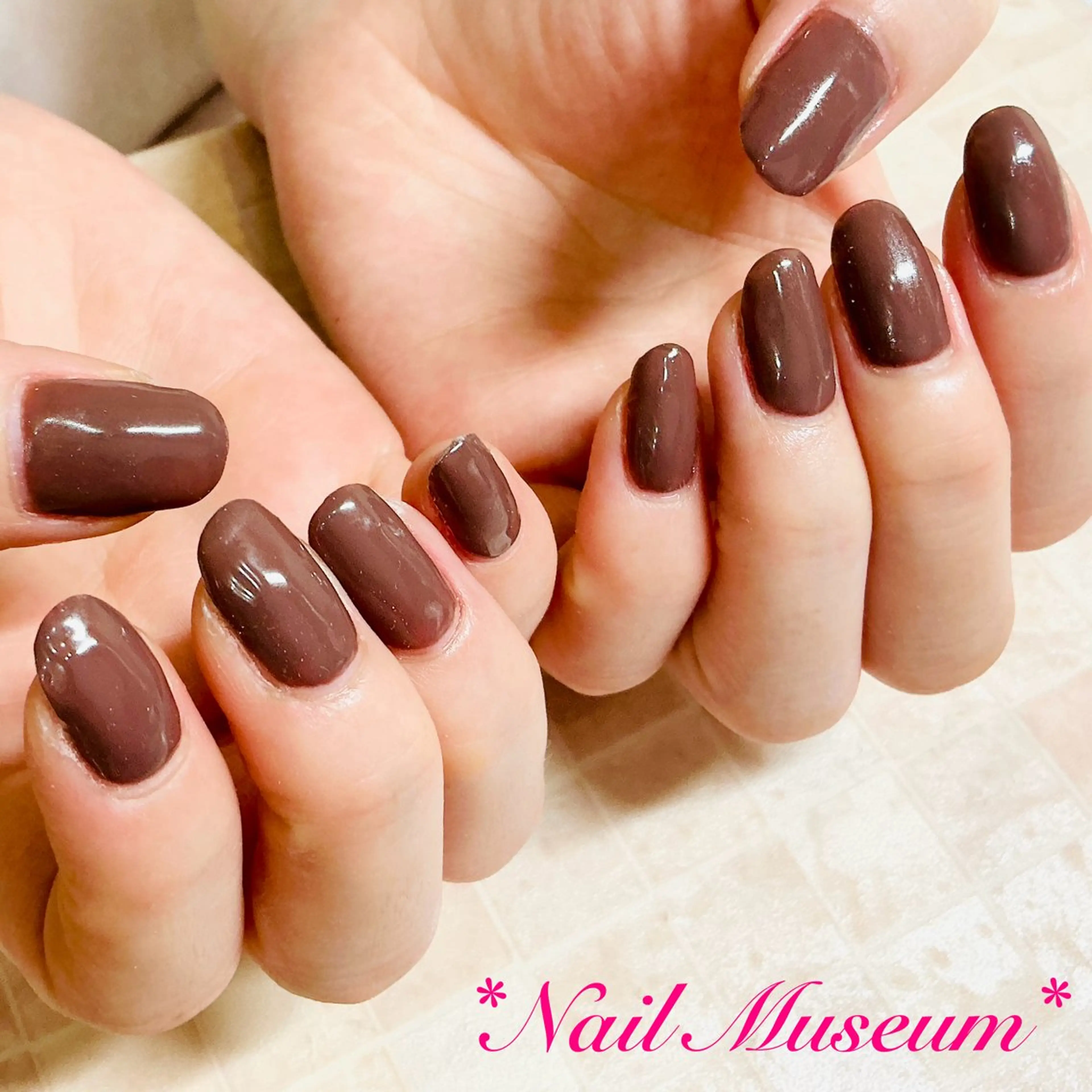 ネイル ブルー ジェルネイル ワンカラーネイル パラジェル ハンドネイル nailmuseum KAMATARIのネイルデザイン