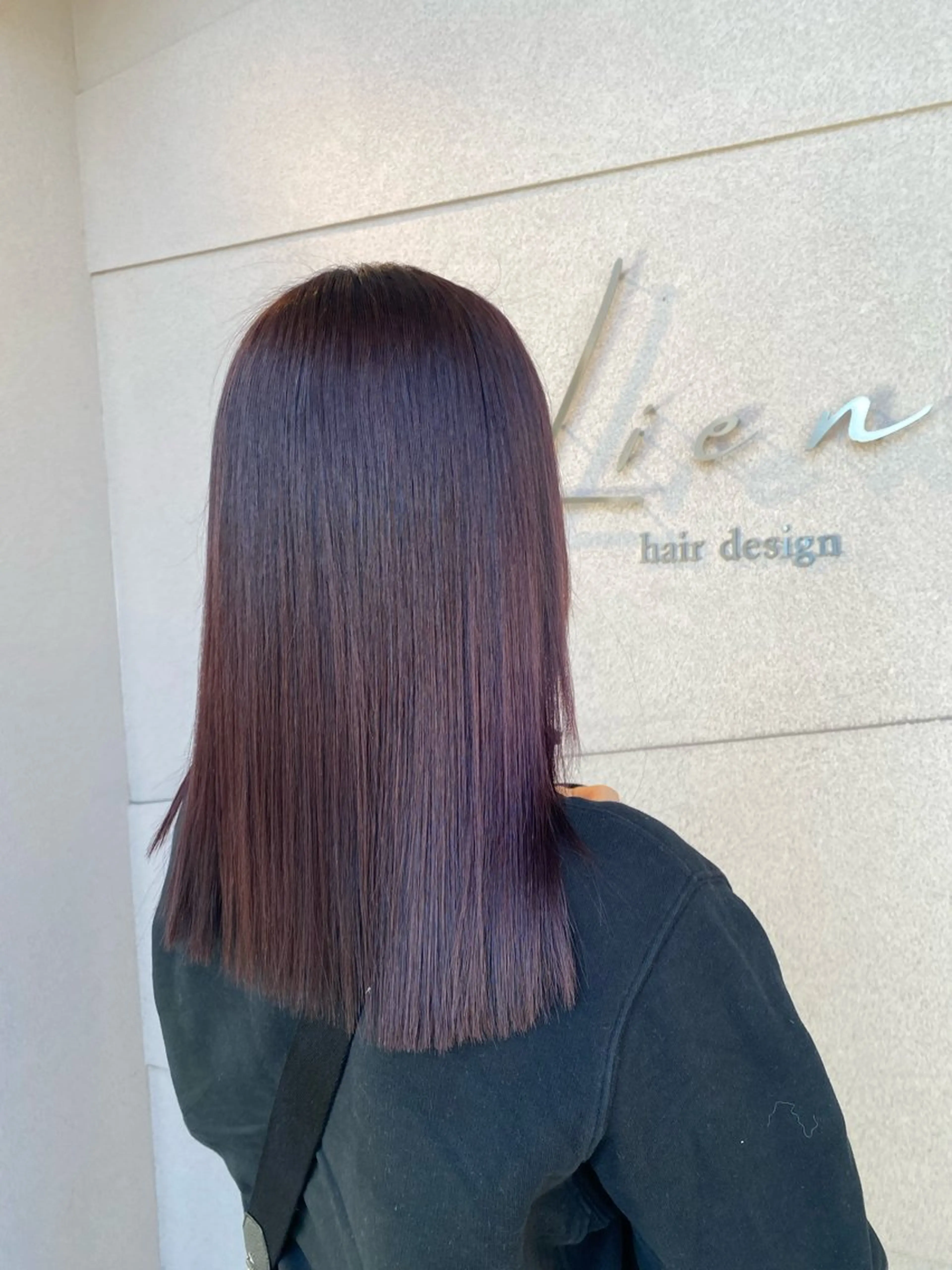 ミディアム Lien.AKI 透明感カラー🤍のヘアスタイル