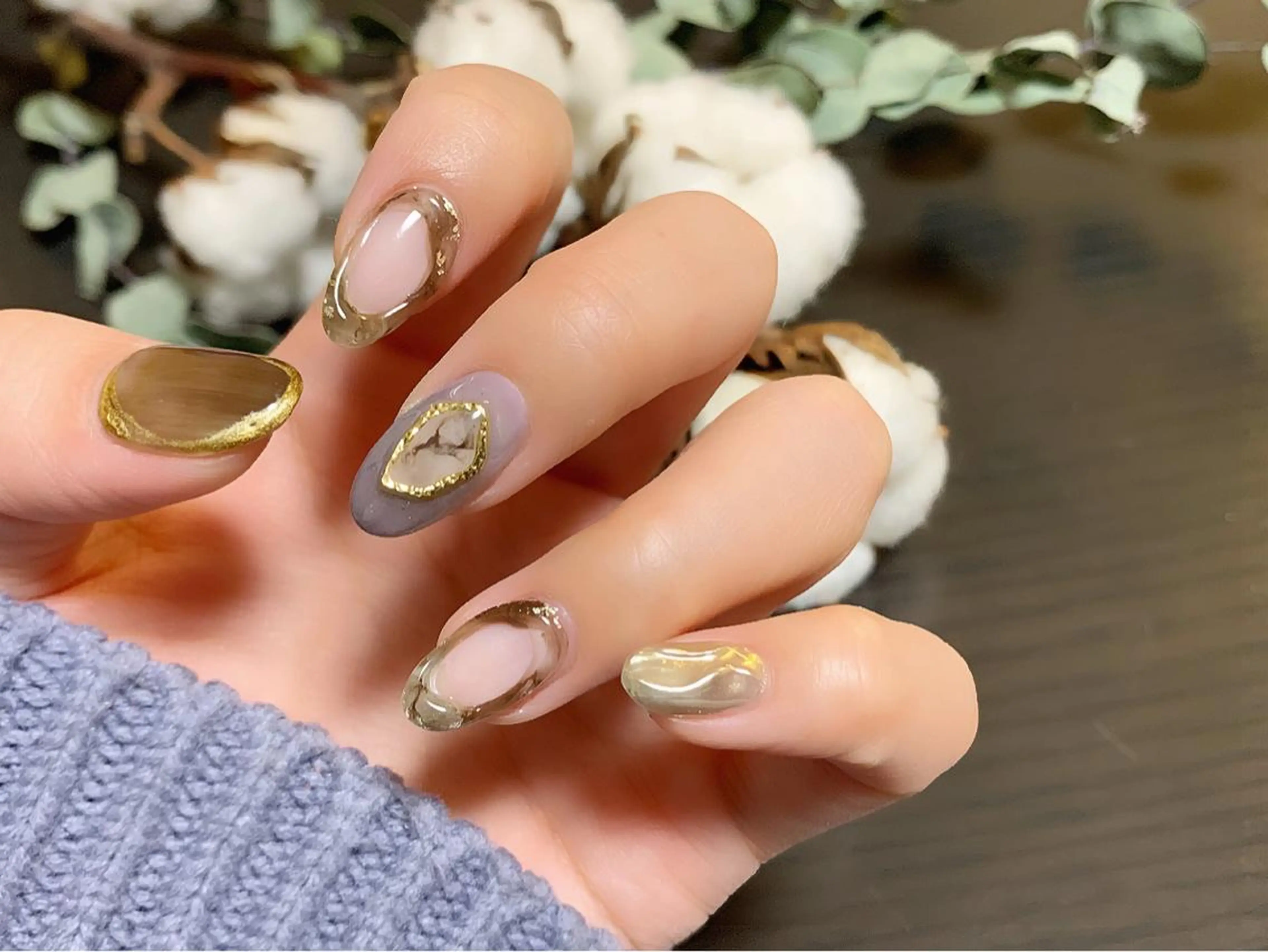 ネイル べっ甲ネイル ニュアンスネイル diar blue 湘南台店のネイルデザイン