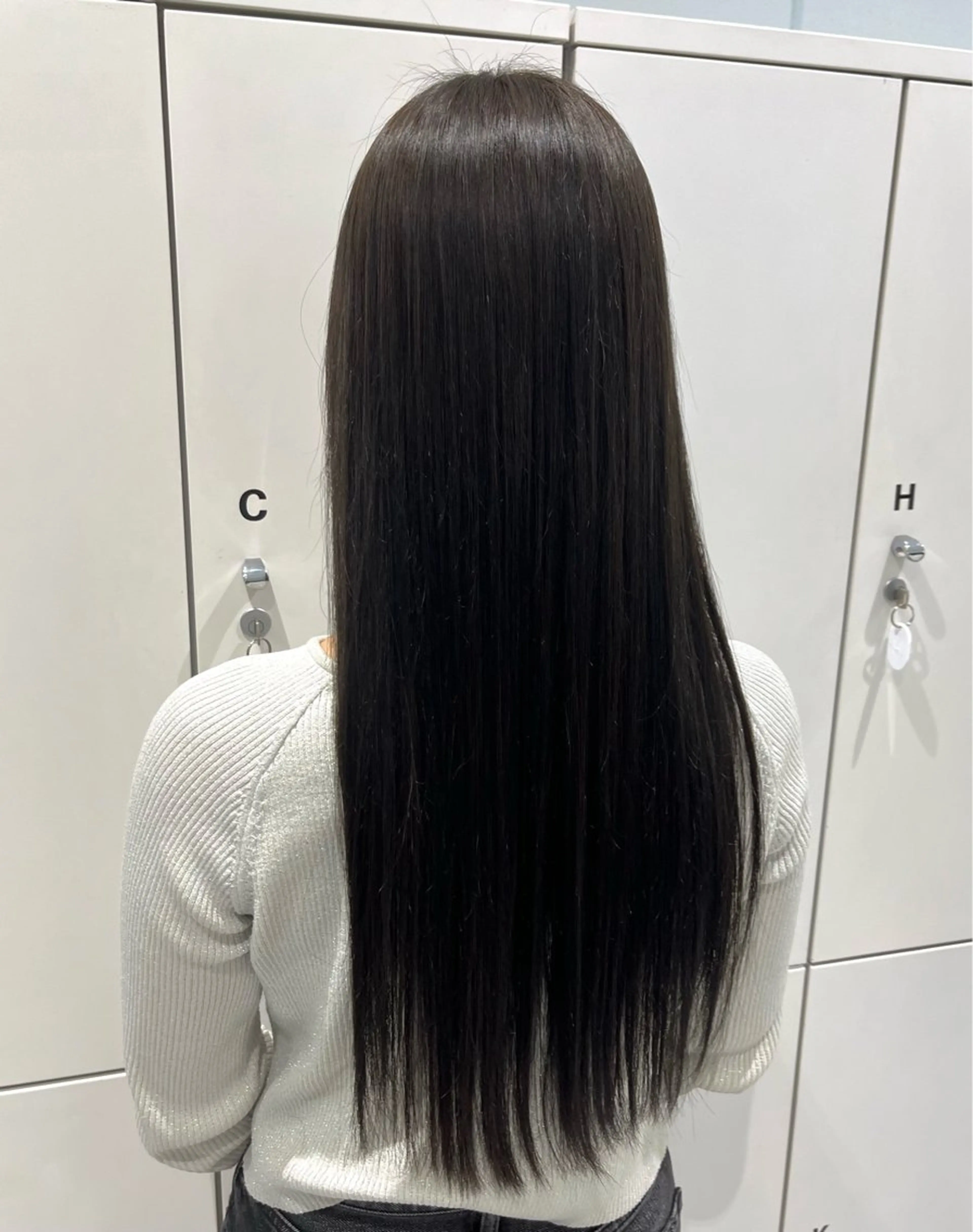 ロング ヘアカラー トリートメント 顔周りカット／透明感 カラー／Kurumeのヘアスタイル