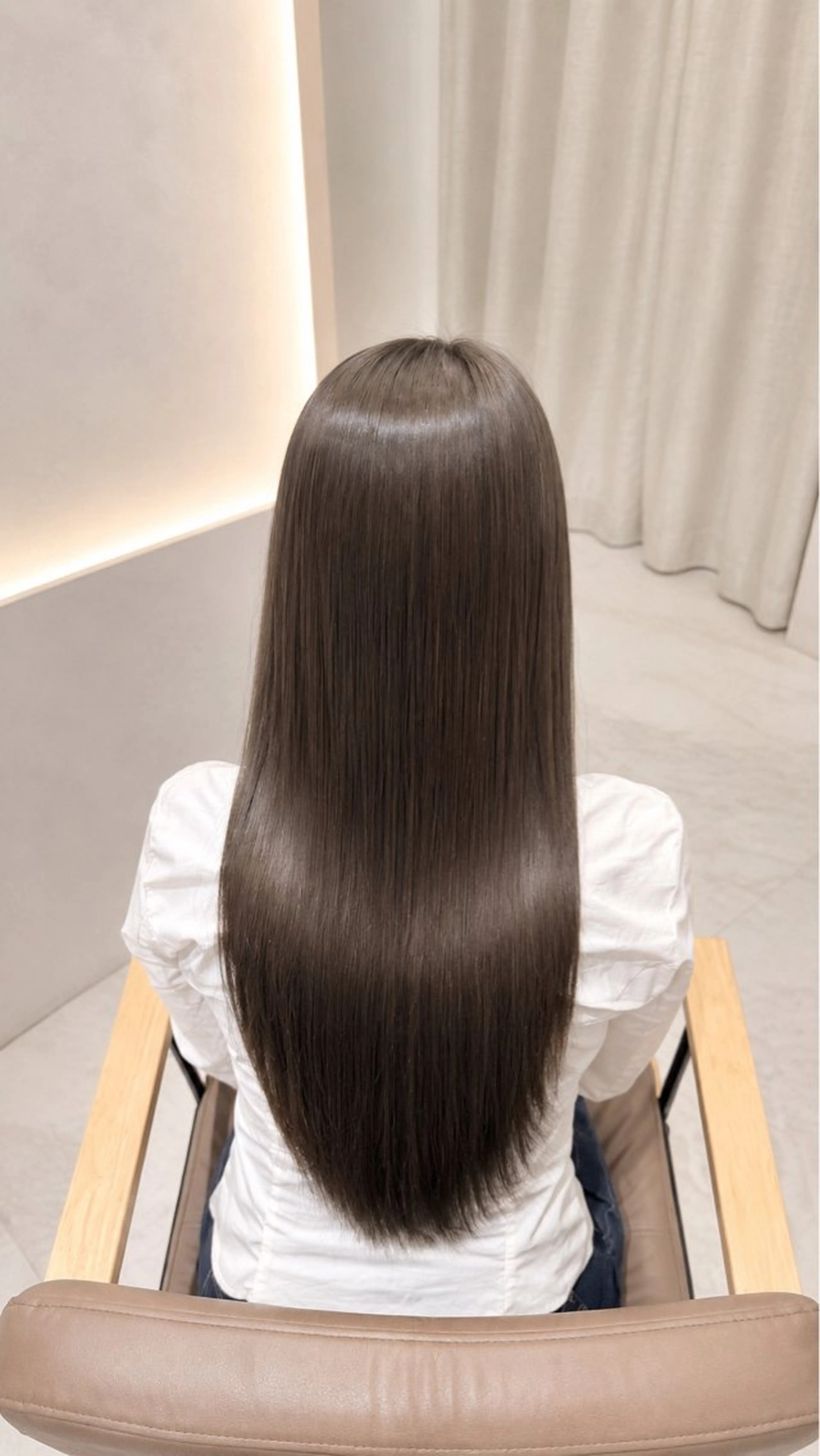 ロング SLASHスラッシュ 菅野あかねのヘアスタイル