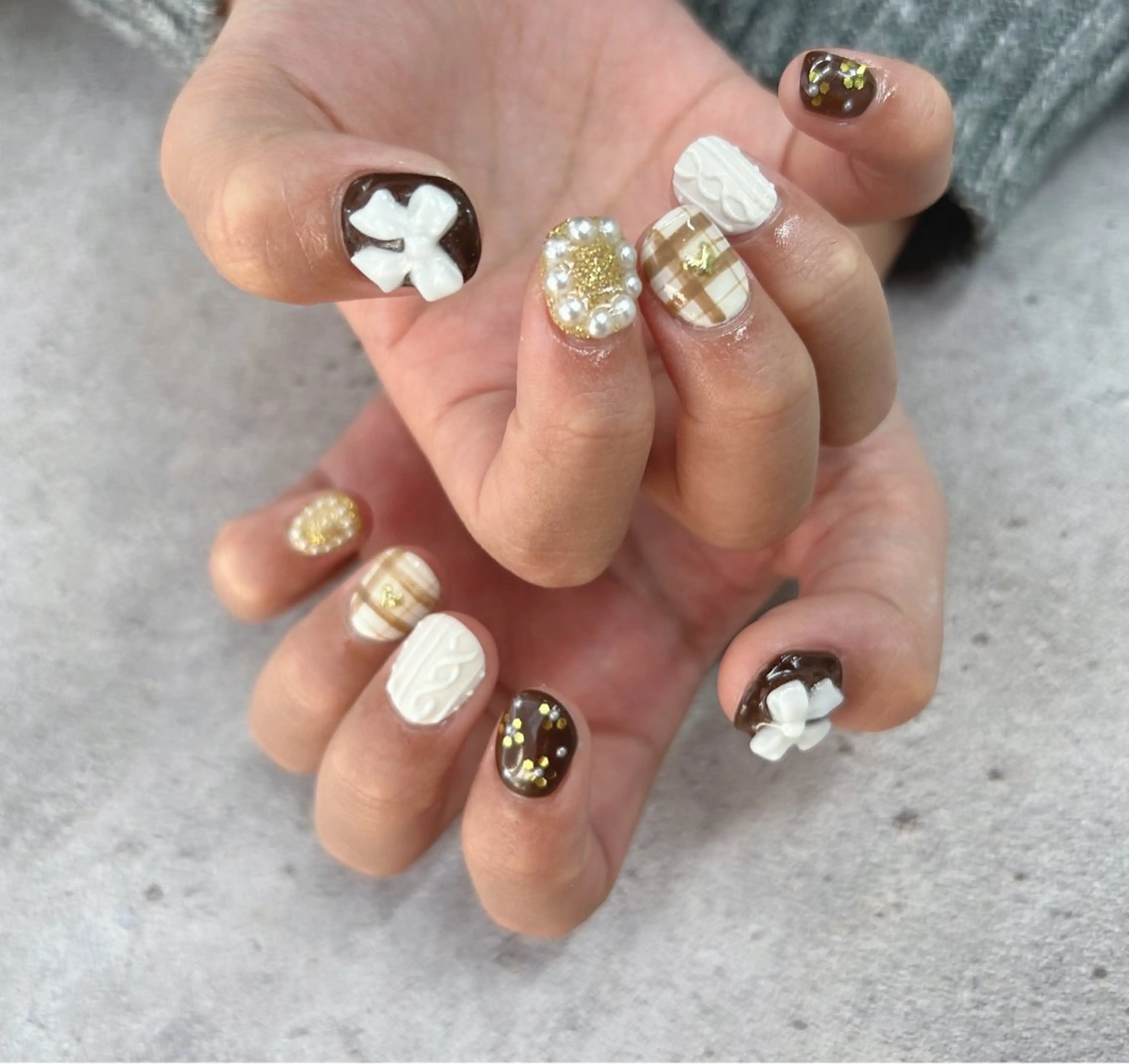 ネイル リボン ハンドネイル Nail Salon agré所属・agré ネイルサロン　アグレのネイルデザイン