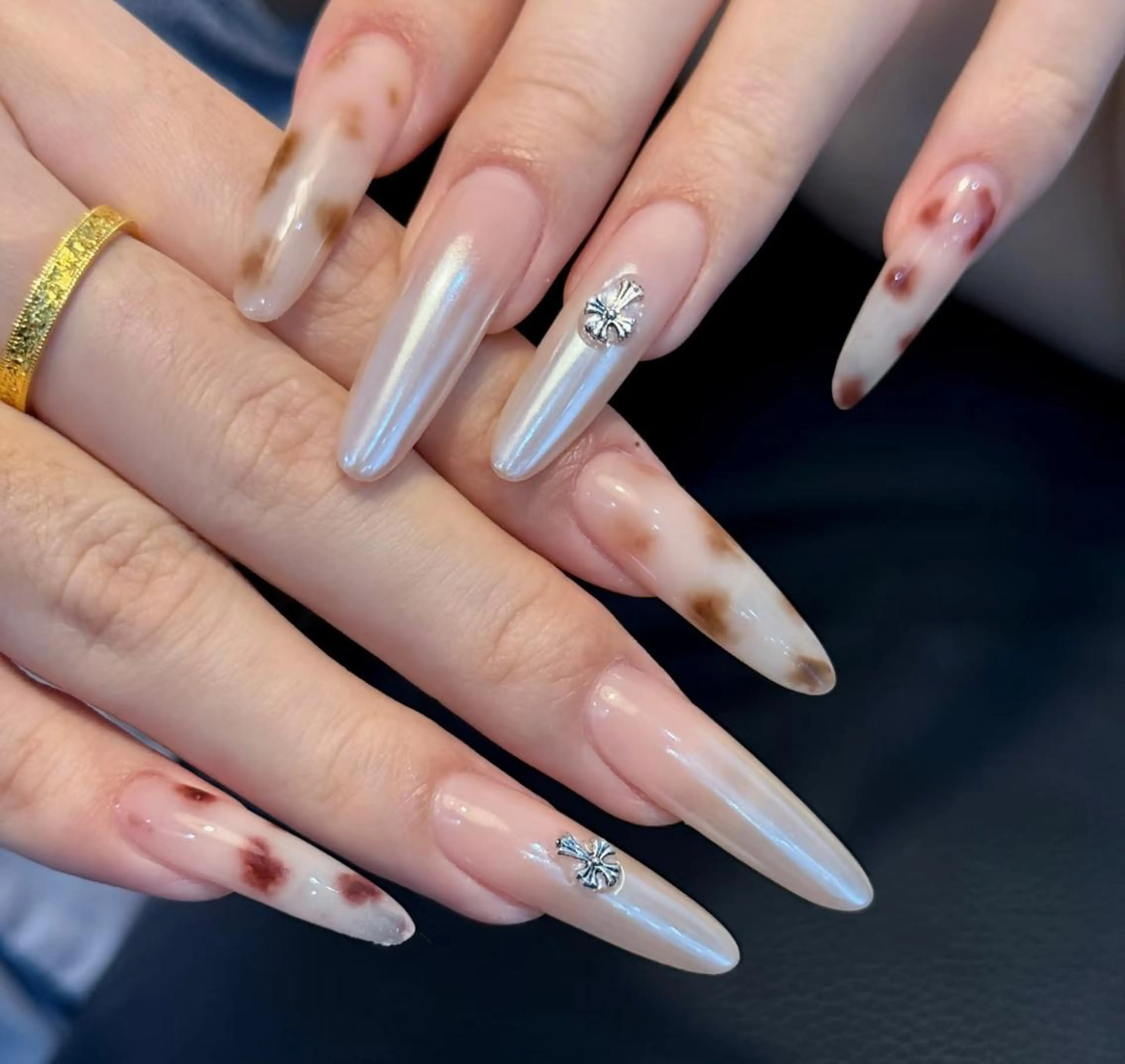 ネイル ハンドネイル 🎀 Ayaka_nailのネイルデザイン