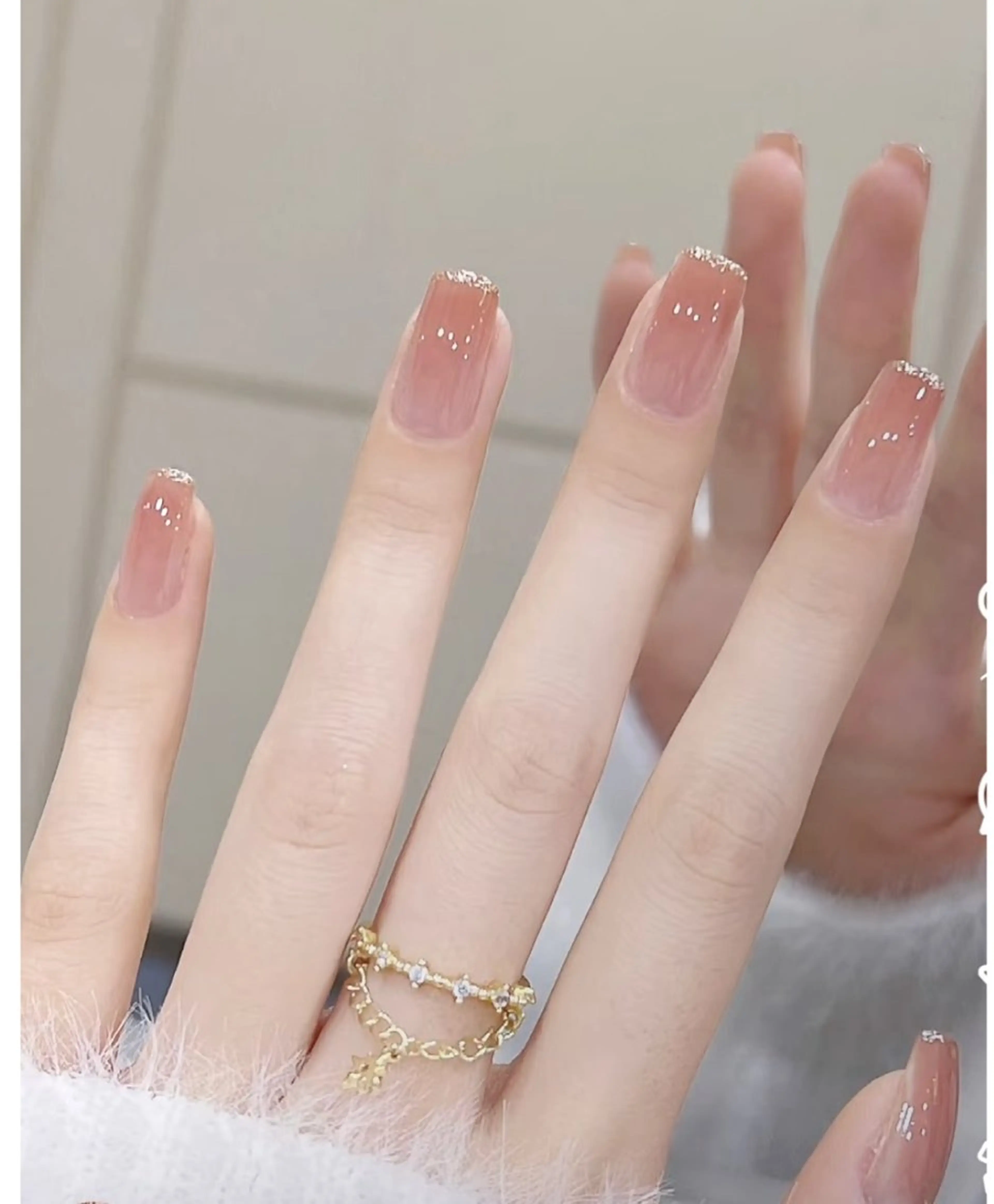 ネイル シンプルネイル liora nail yzのネイルデザイン