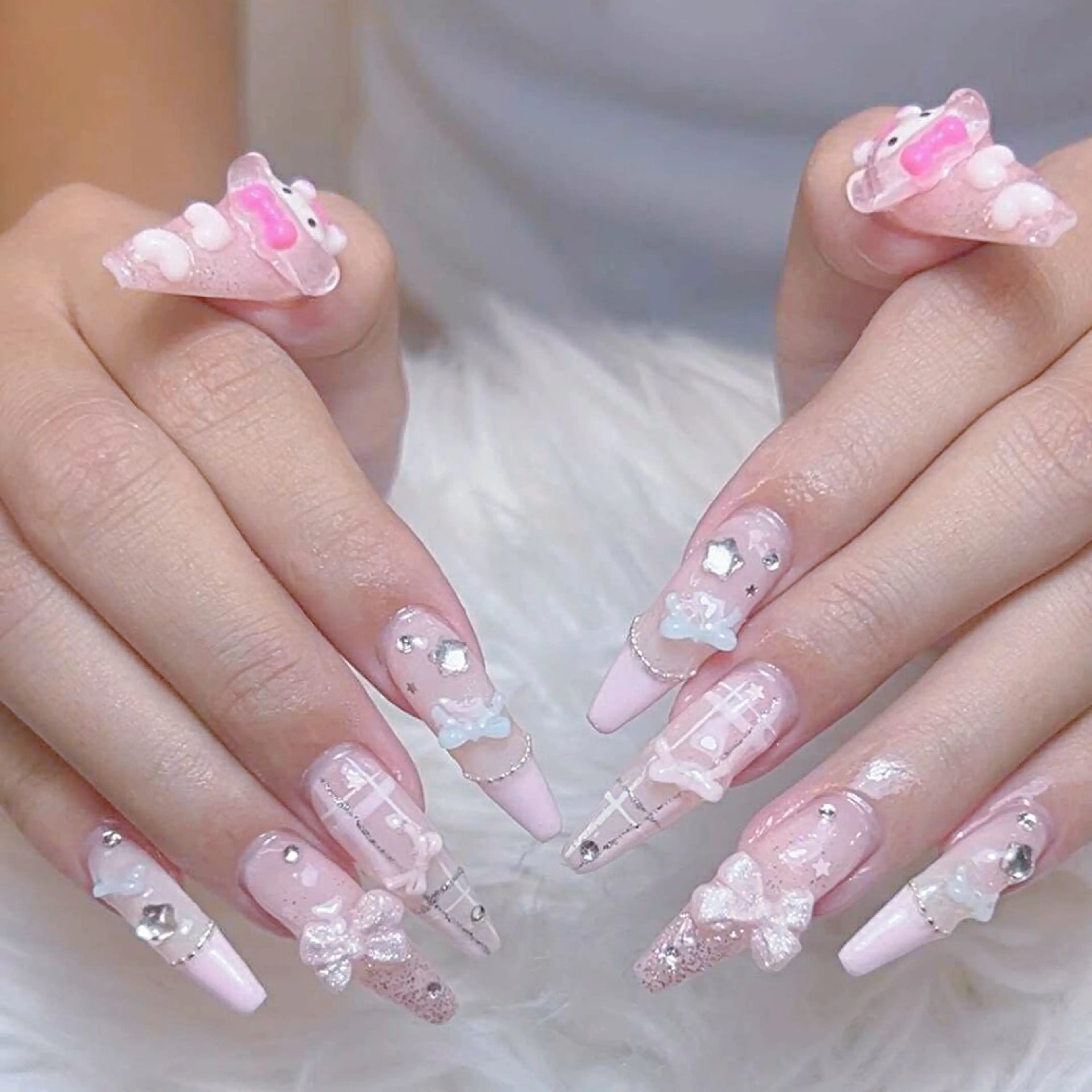 ネイル チークネイル 長さ出し フットネイル マグネットネイル 持ち込み ハンドネイル ANH NAIL ゴテゴテ専門店💎のネイルデザイン