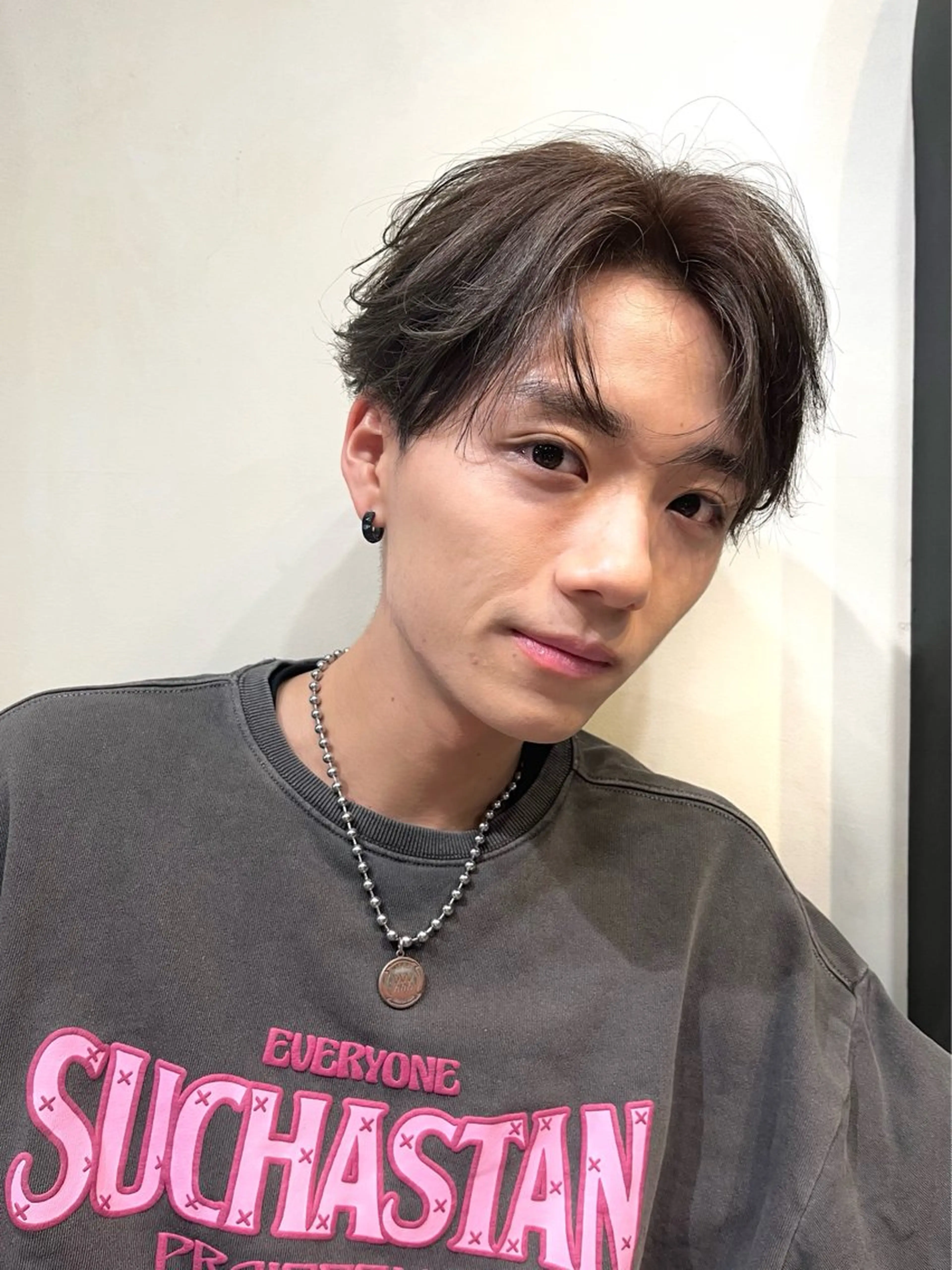 ショート パーマ メンズ フェザーパーマ メンズパーマ 韓国ヘア/ハイトーン /髪質改善/ウチダのヘアスタイル