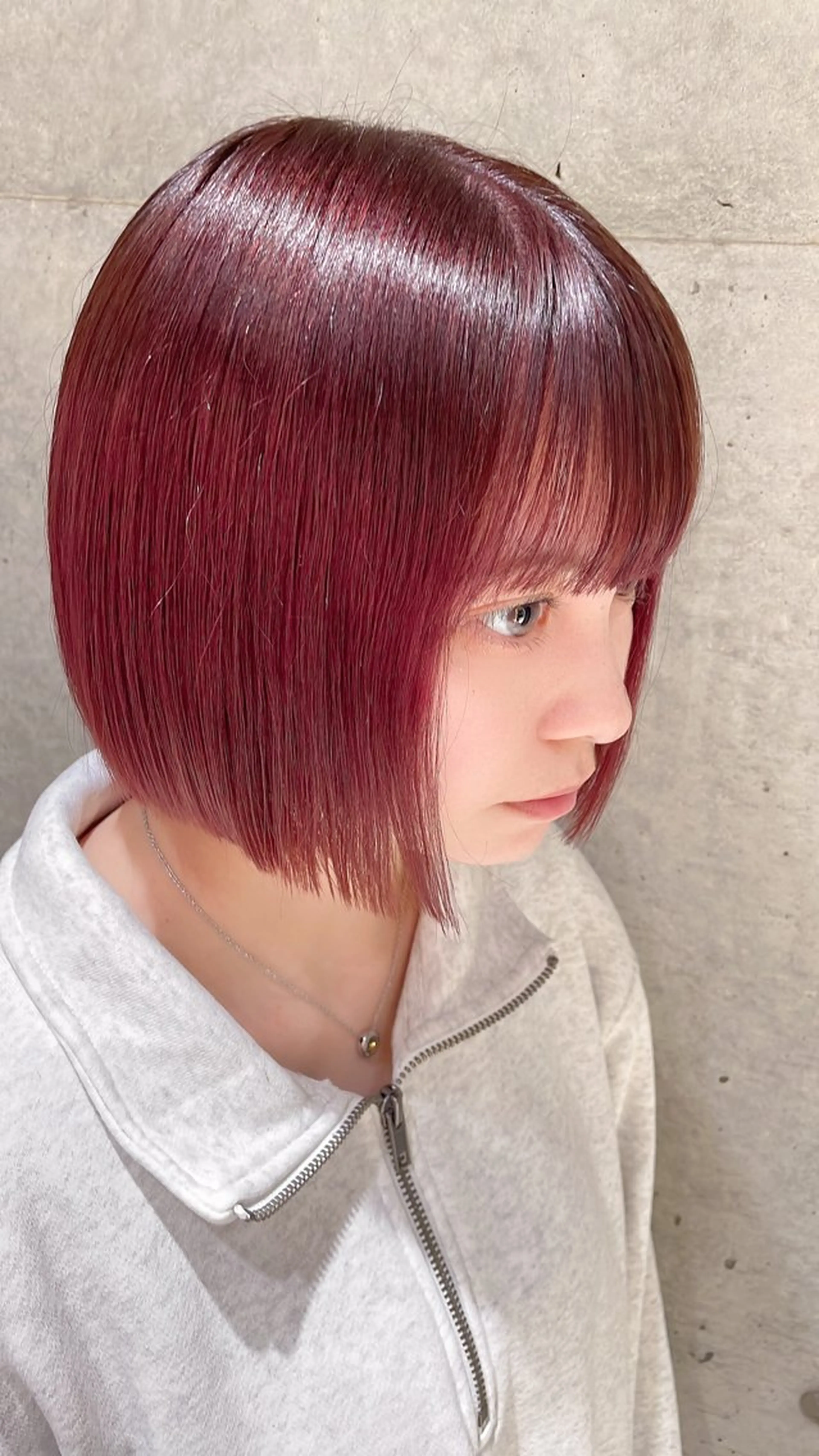 ミディアム カラー ブリーチ ブラウンカラー ピンクカラー ピンクブラウン shion 透明感カラーのヘアスタイル