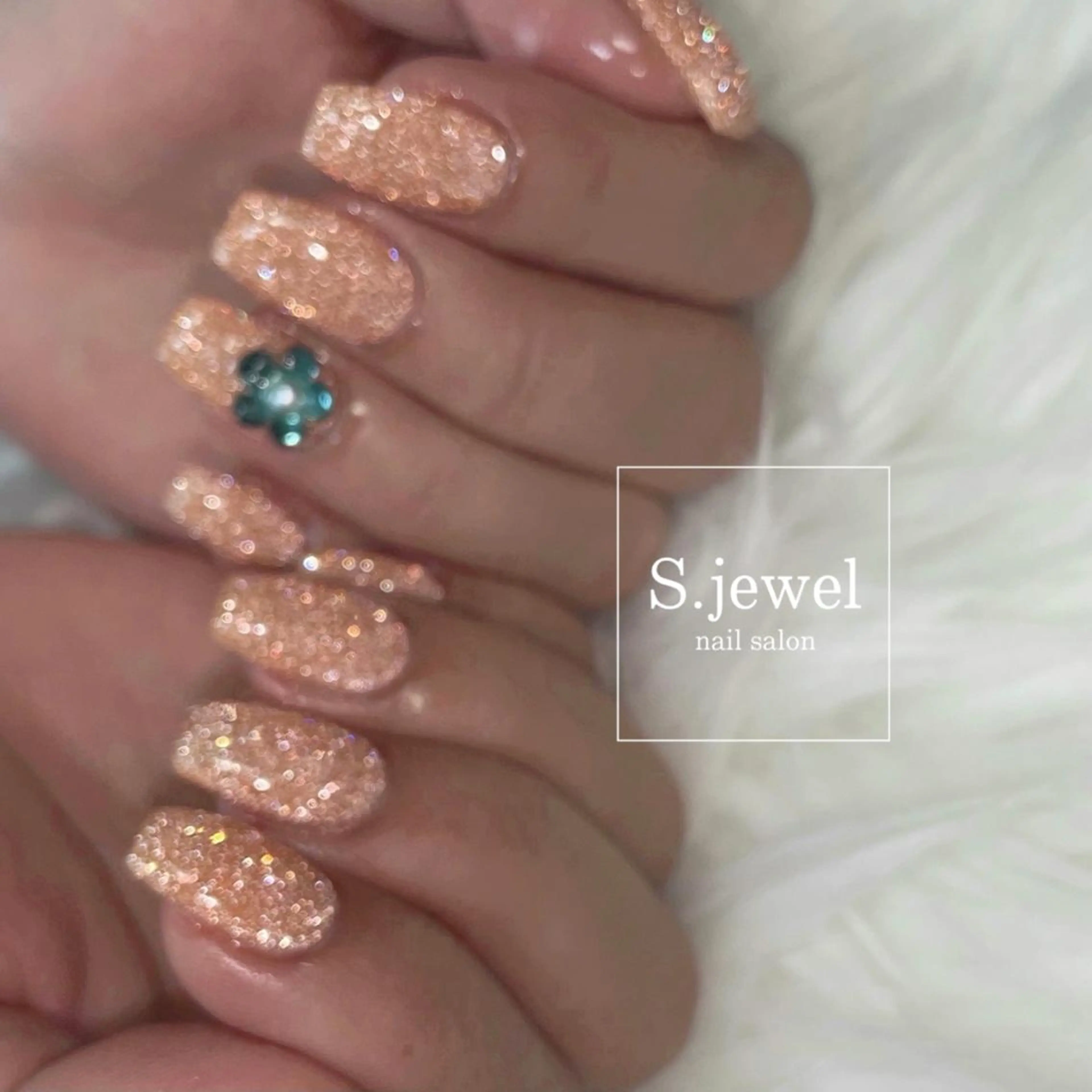 ネイル S. JEWELのネイルデザイン