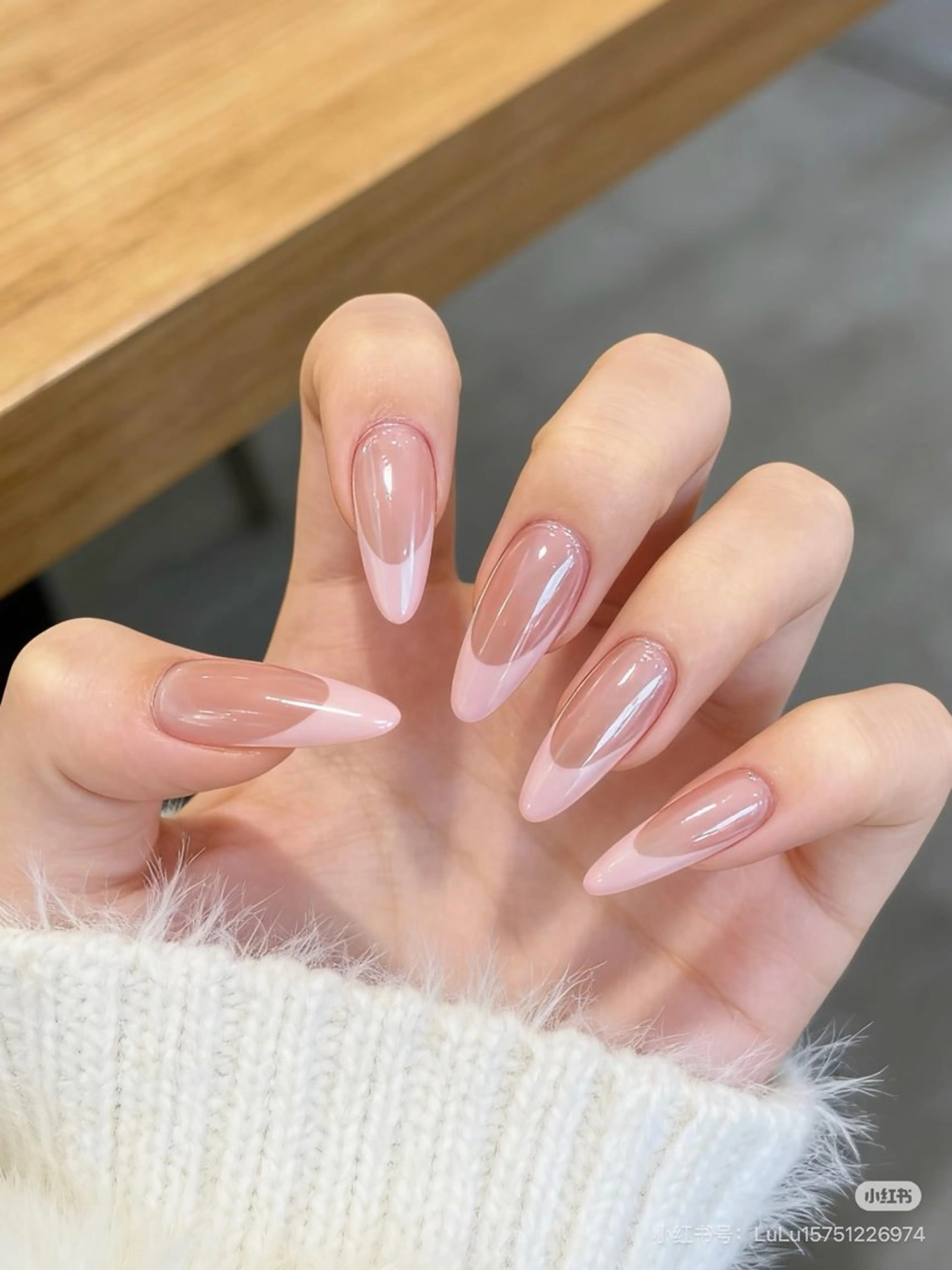 ネイル オーロラネイル フレンチネイル オフィスネイル ブライダルネイル ハンドネイル LUNNY名古屋栄　ネイル＆エステ所属・マ イのネイルデザイン