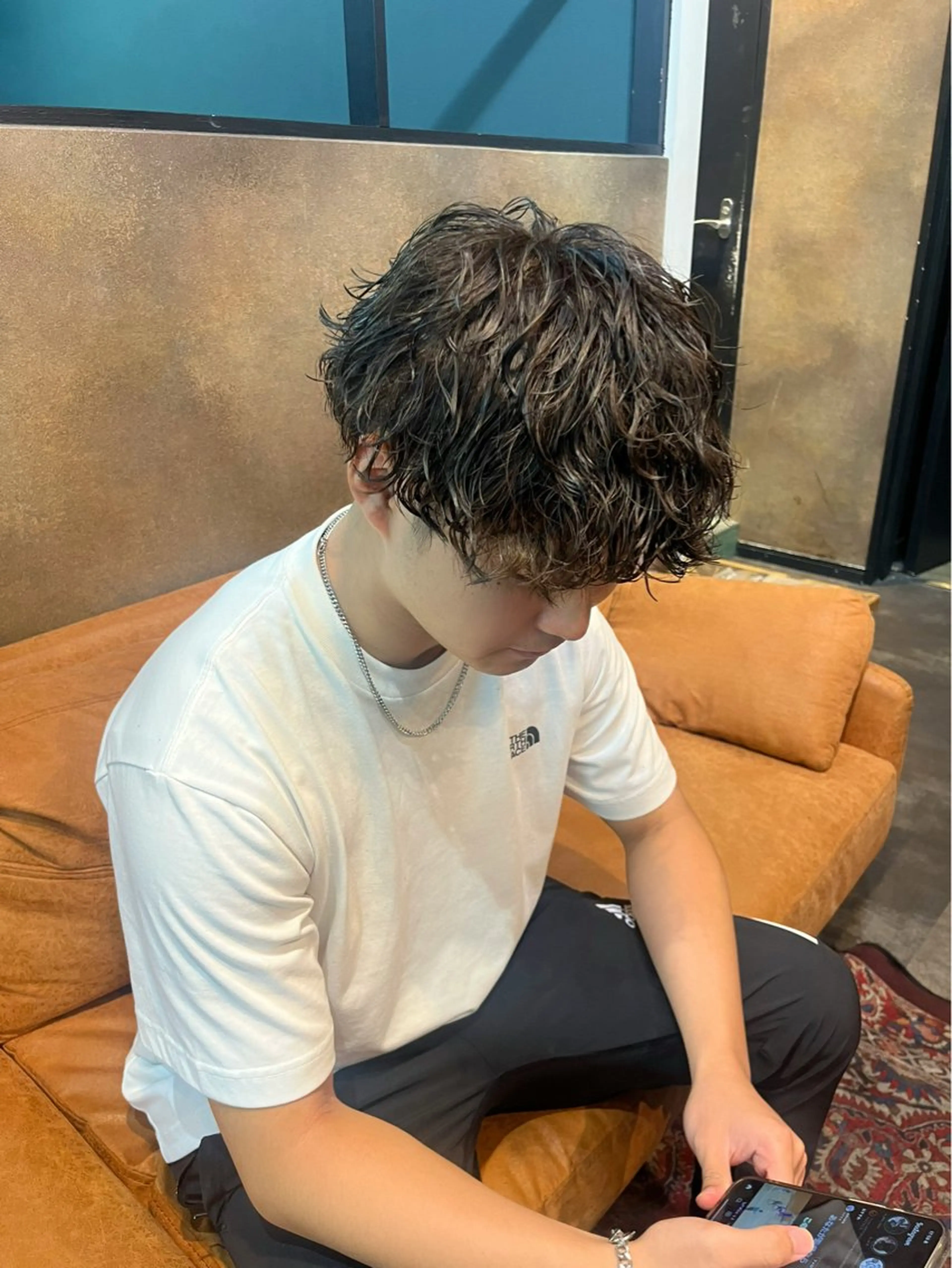 メンズ メンズパーマ メンズツイストパーマ 波巻きパーマ ツイストパーマ カット パーマ icon. akiraのヘアスタイル