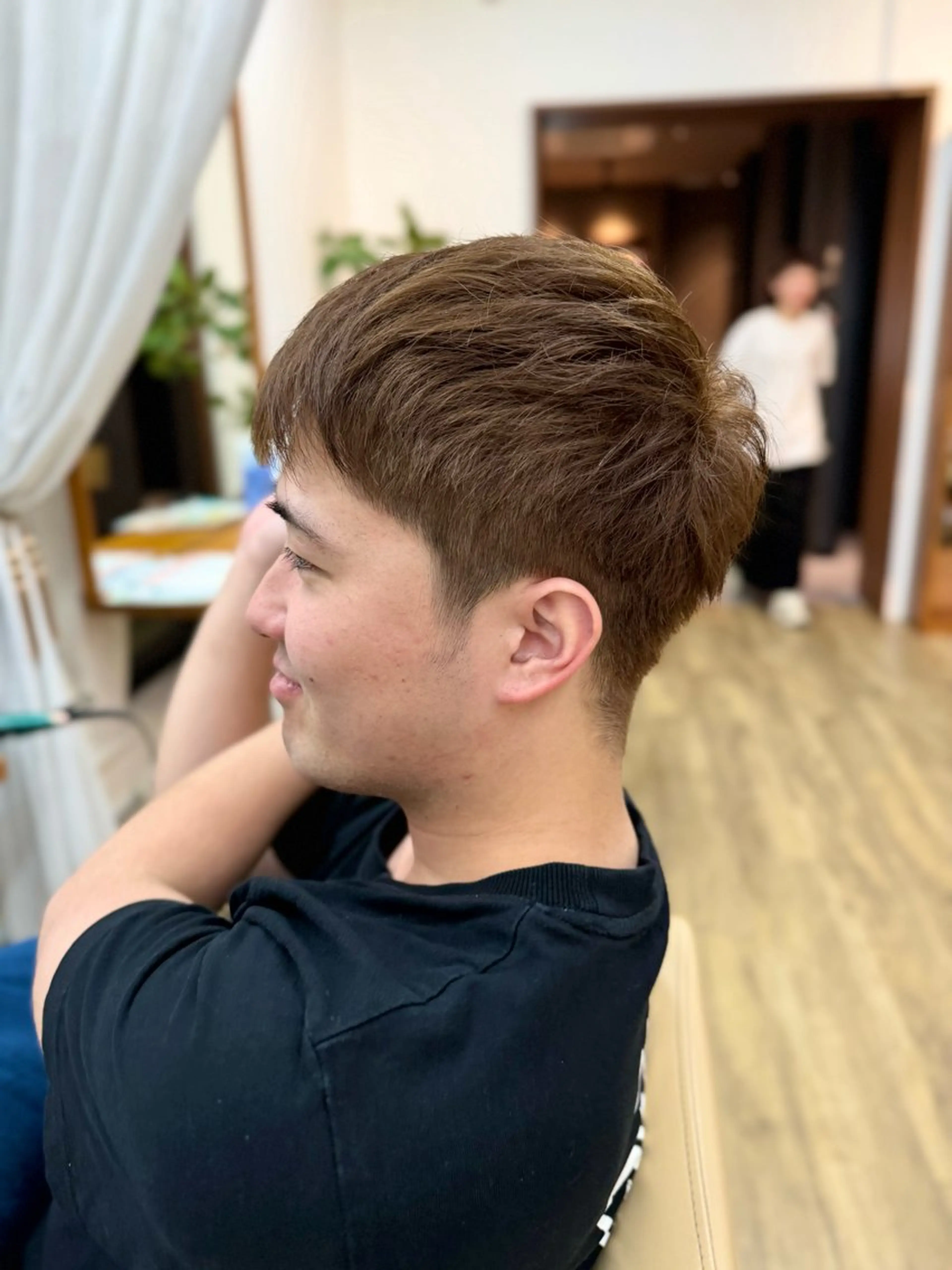 カラー メンズ メンズショート ベージュカラー カット ヘアカラー トリートメント サイトウ ヒトミ 【メイヘア】のヘアスタイル