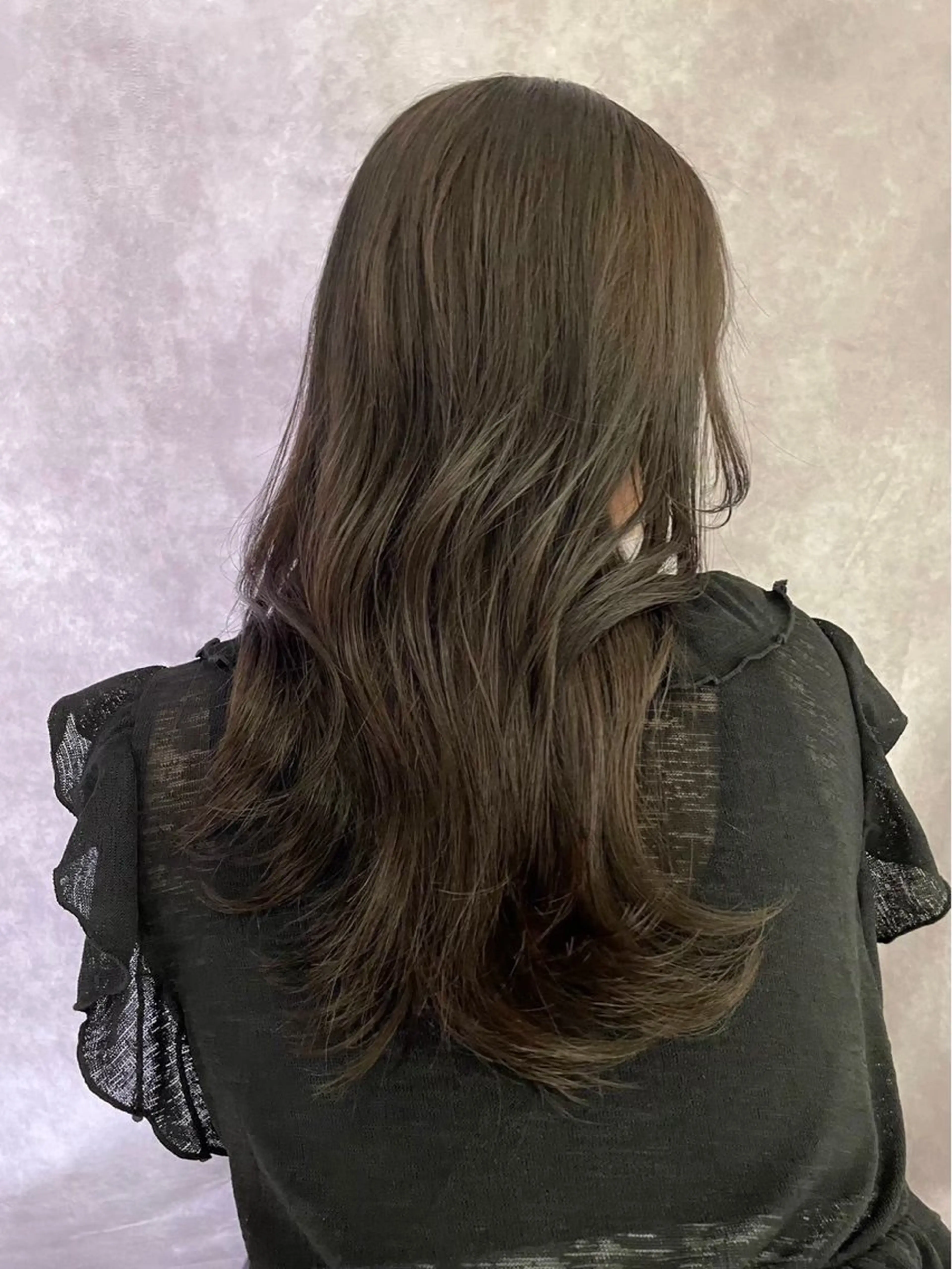 カラー モリシタ チョウのヘアスタイル