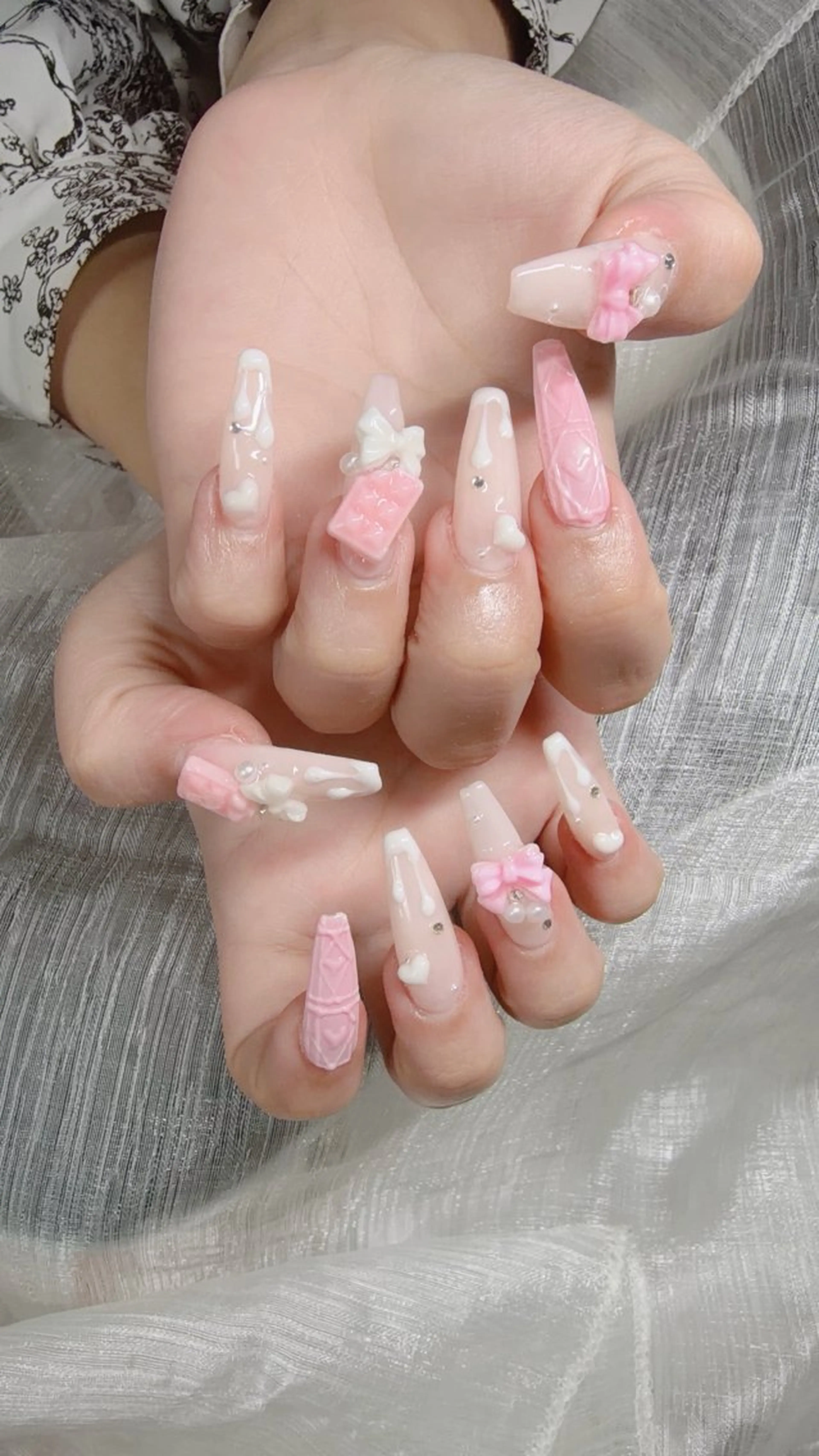 ネイル ハンドネイル Lee Nailsのネイルデザイン