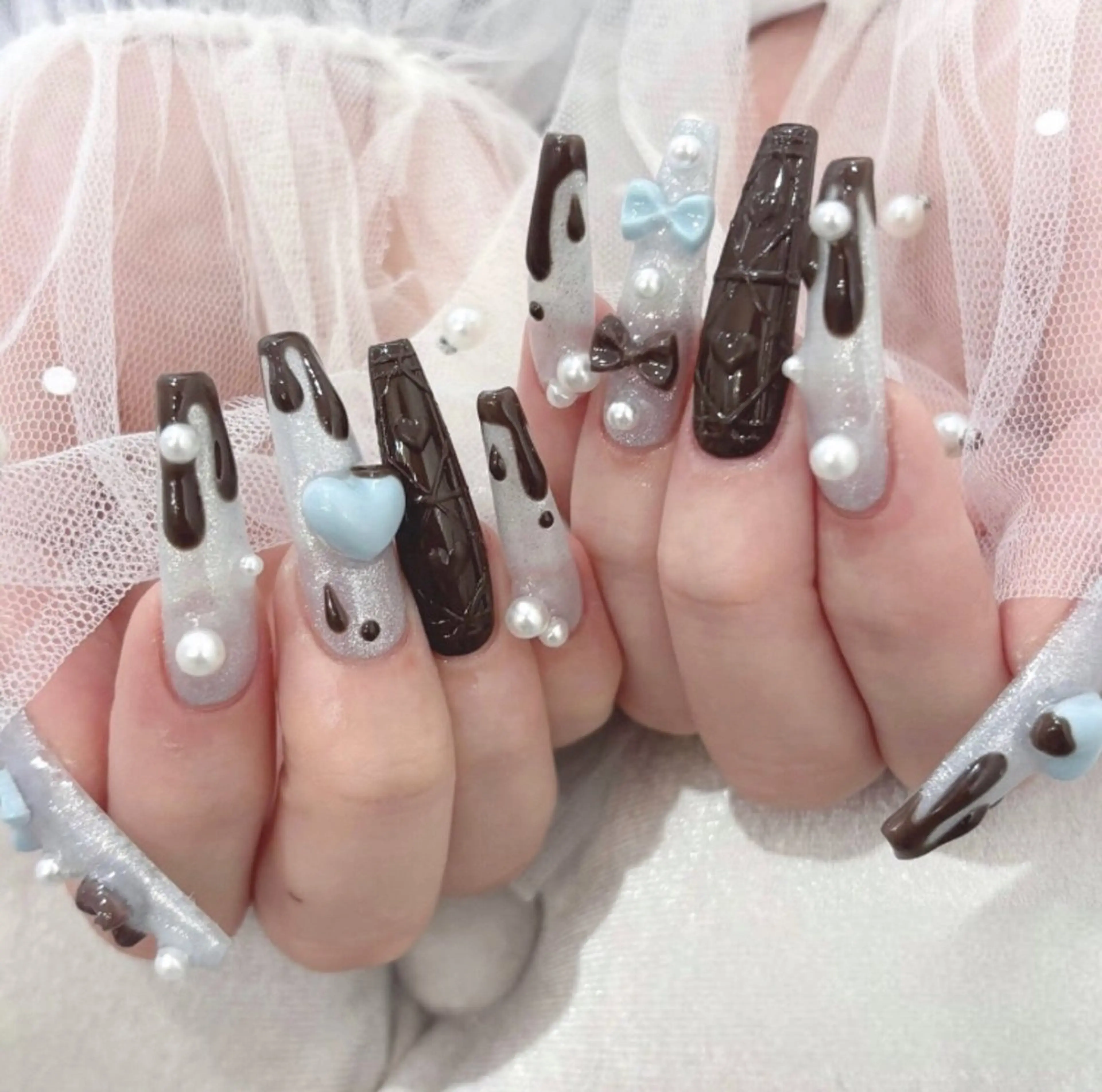 ネイル 長さ出し フレンチネイル 韓国ネイル レース マグネットネイル ハンドネイル 波 なみのネイルデザイン