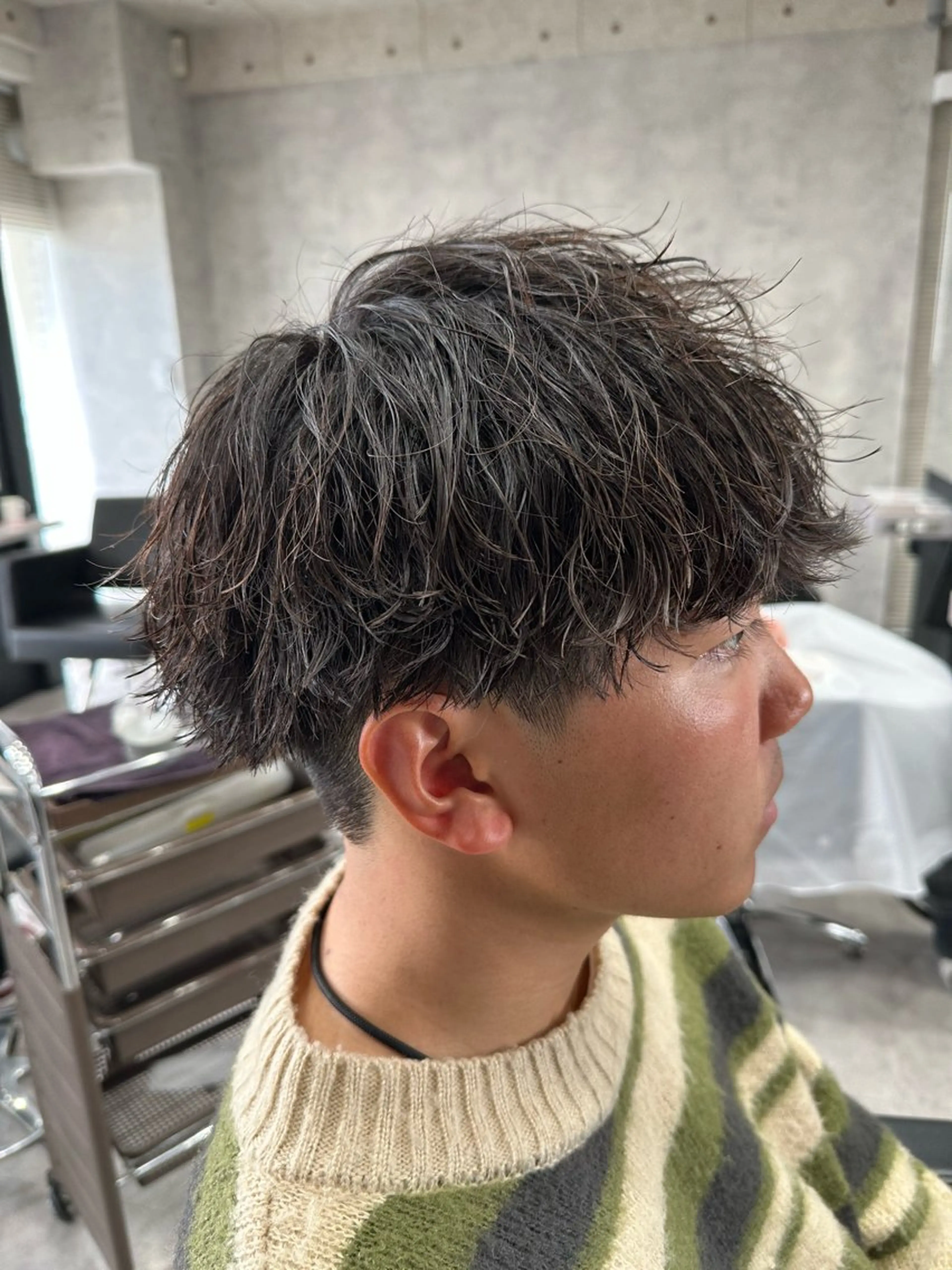 ショート パーマ メンズ メンズパーマ 波巻きパーマ カット パーマ ユウ🪄 パーマ指名No1のヘアスタイル