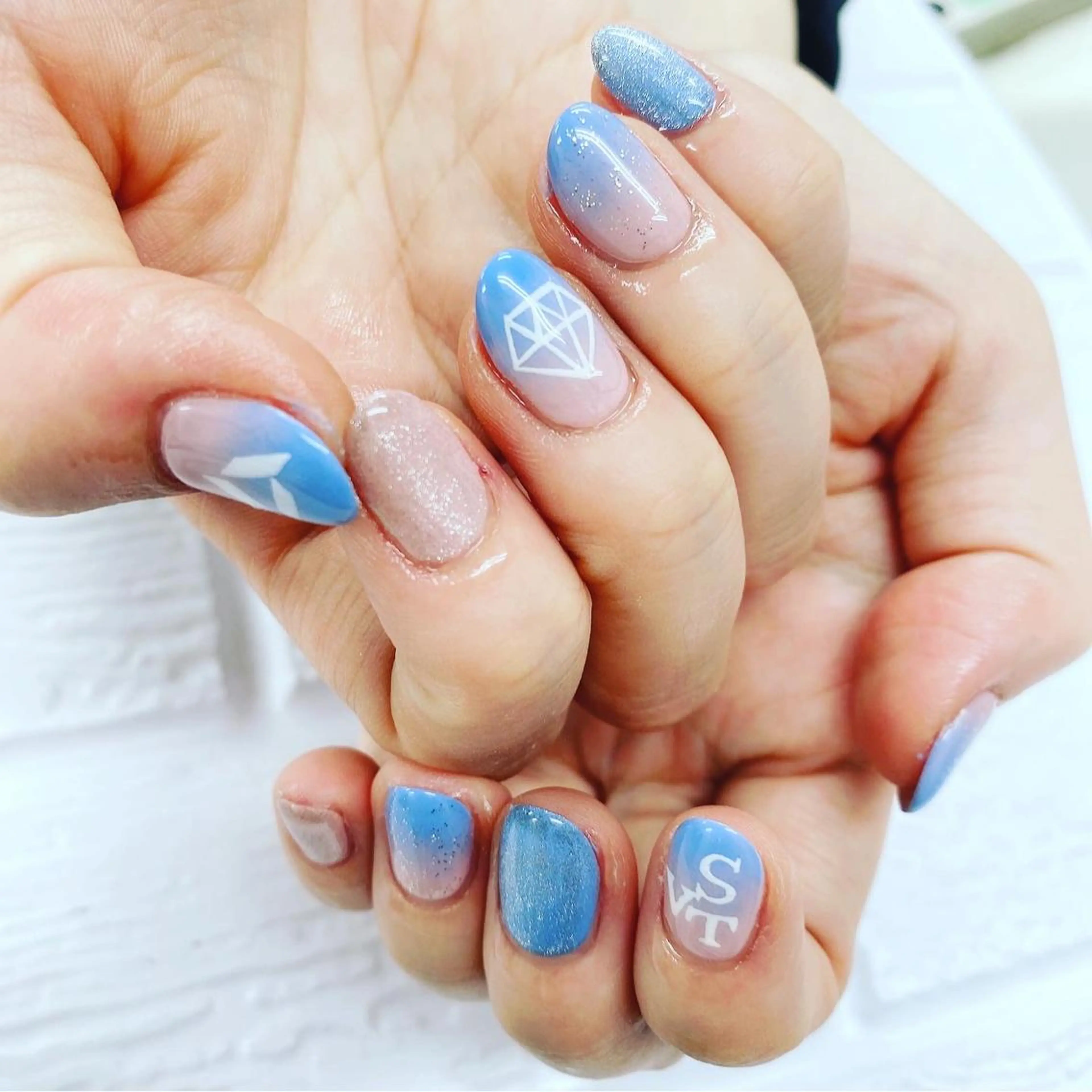 ネイル アートネイル N._._.claw[エヌクロー]所属・N._._. clawのネイルデザイン