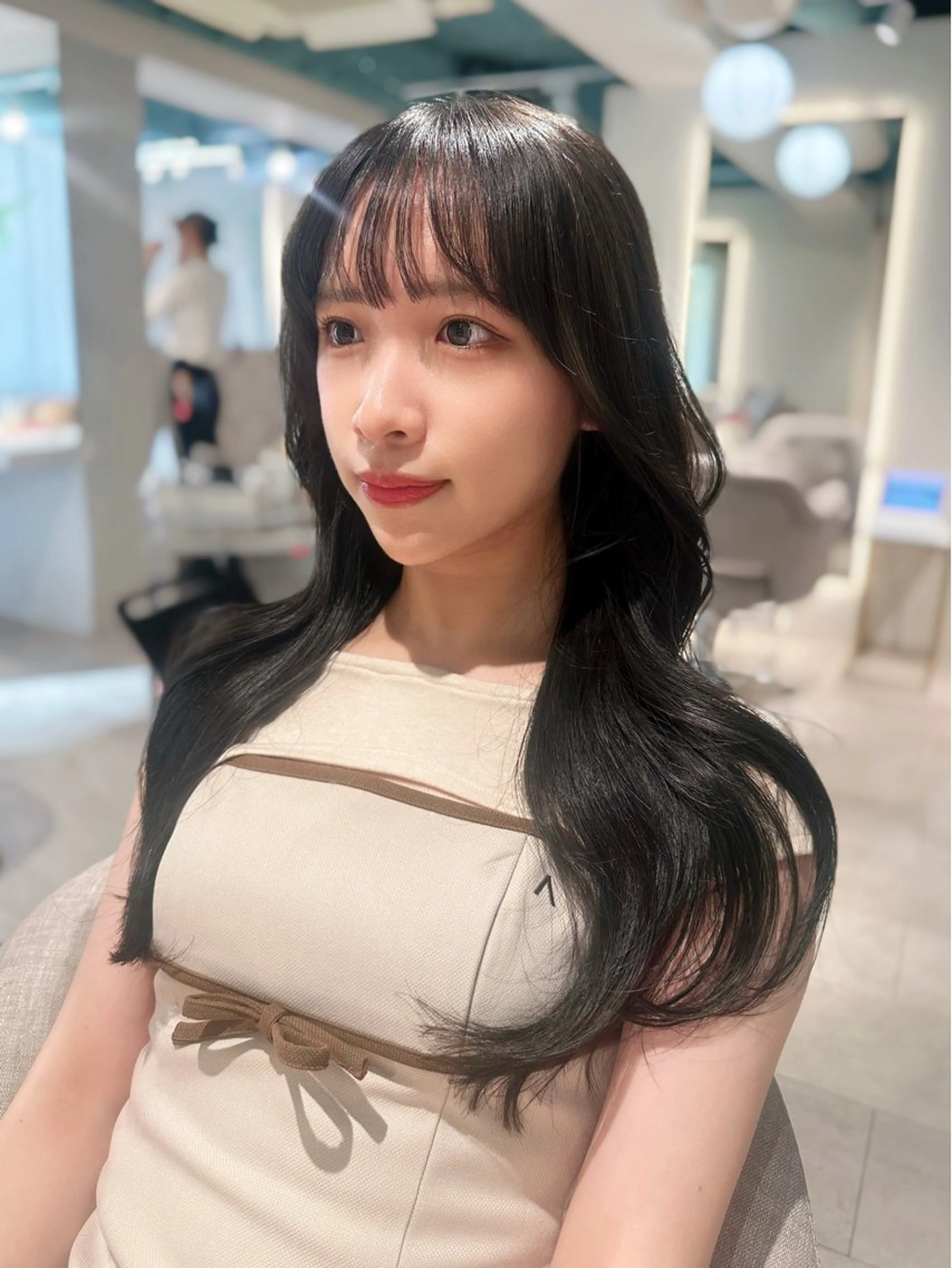 ロング カット ヘアカラー トリートメント レイヤー/顔周り 田山　穂波のヘアスタイル