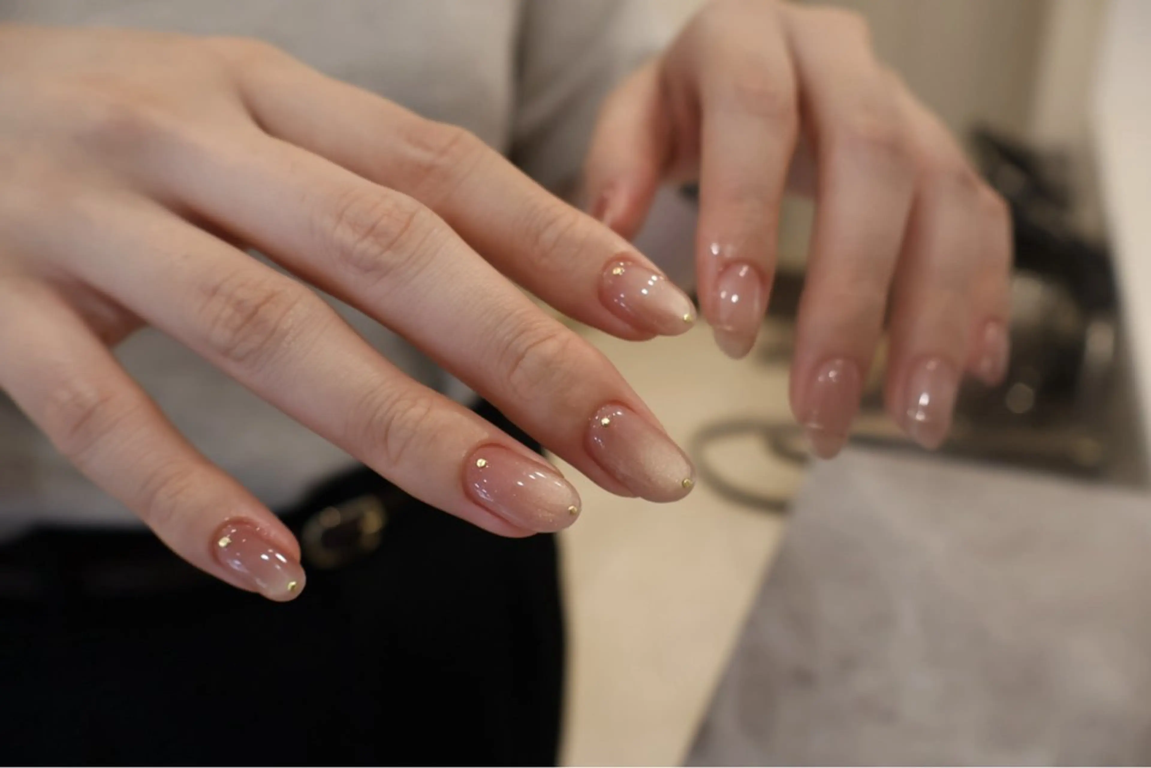 ネイル ハンドネイル 穎 アオリのネイルデザイン