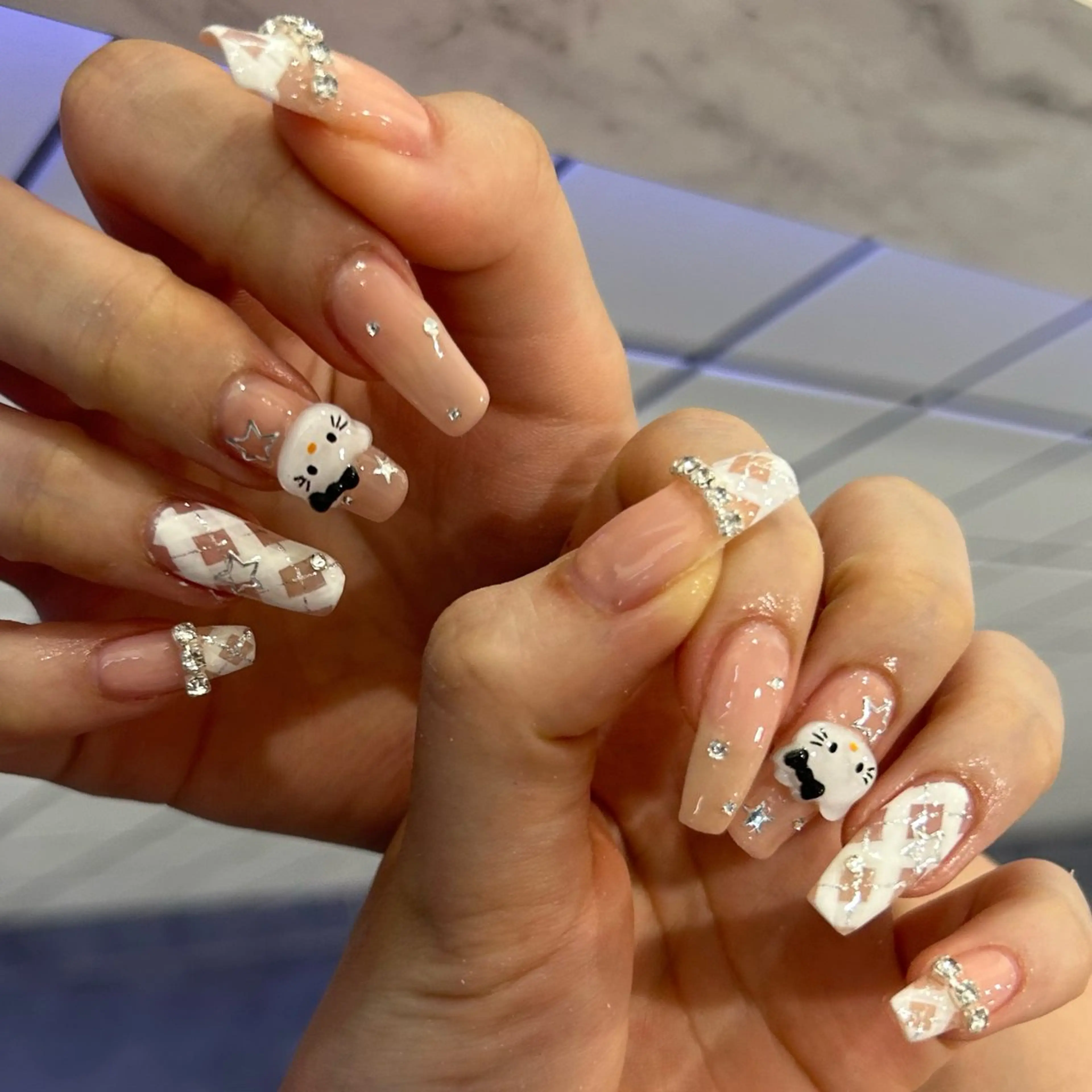 ネイル VENUSBELT hidekaのネイルデザイン