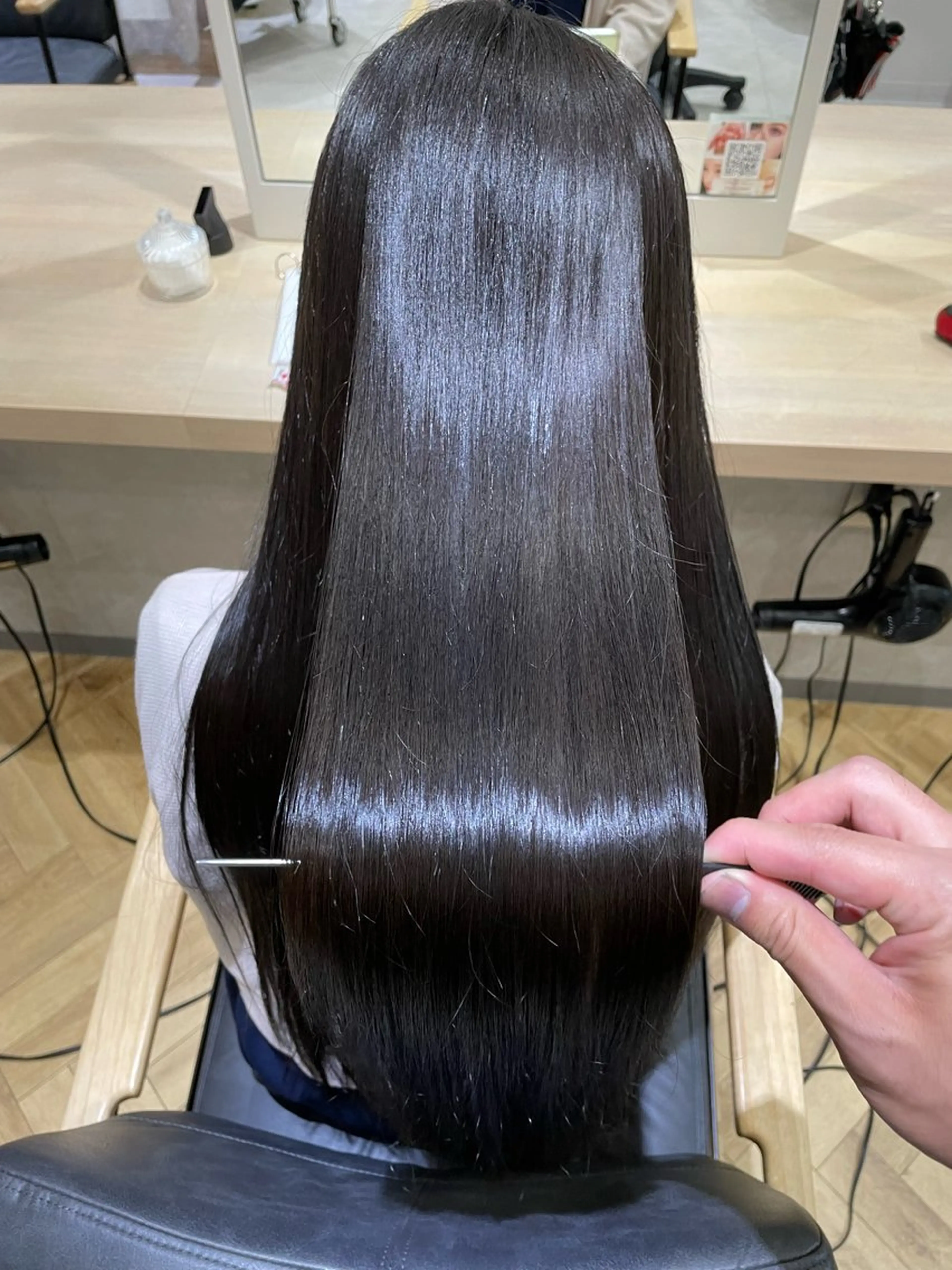 ロング カラー フェイスレイヤー/ 小顔/髪質改善　関のヘアスタイル