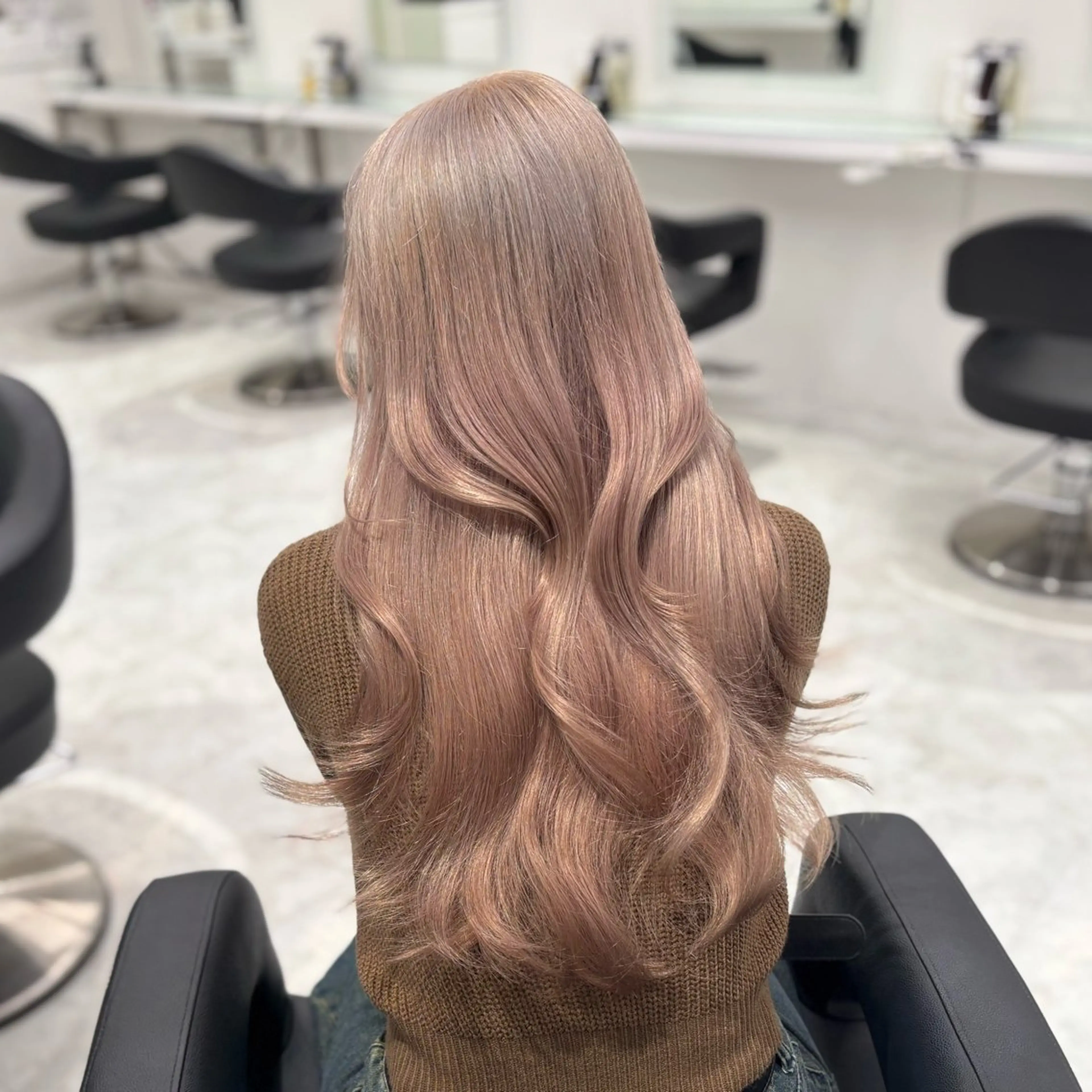 セミロング カラー パーマ ヘアアレンジ メンズ ヘアカラー トリートメント ♡ 𝐑𝐈𝐎♡のヘアスタイル