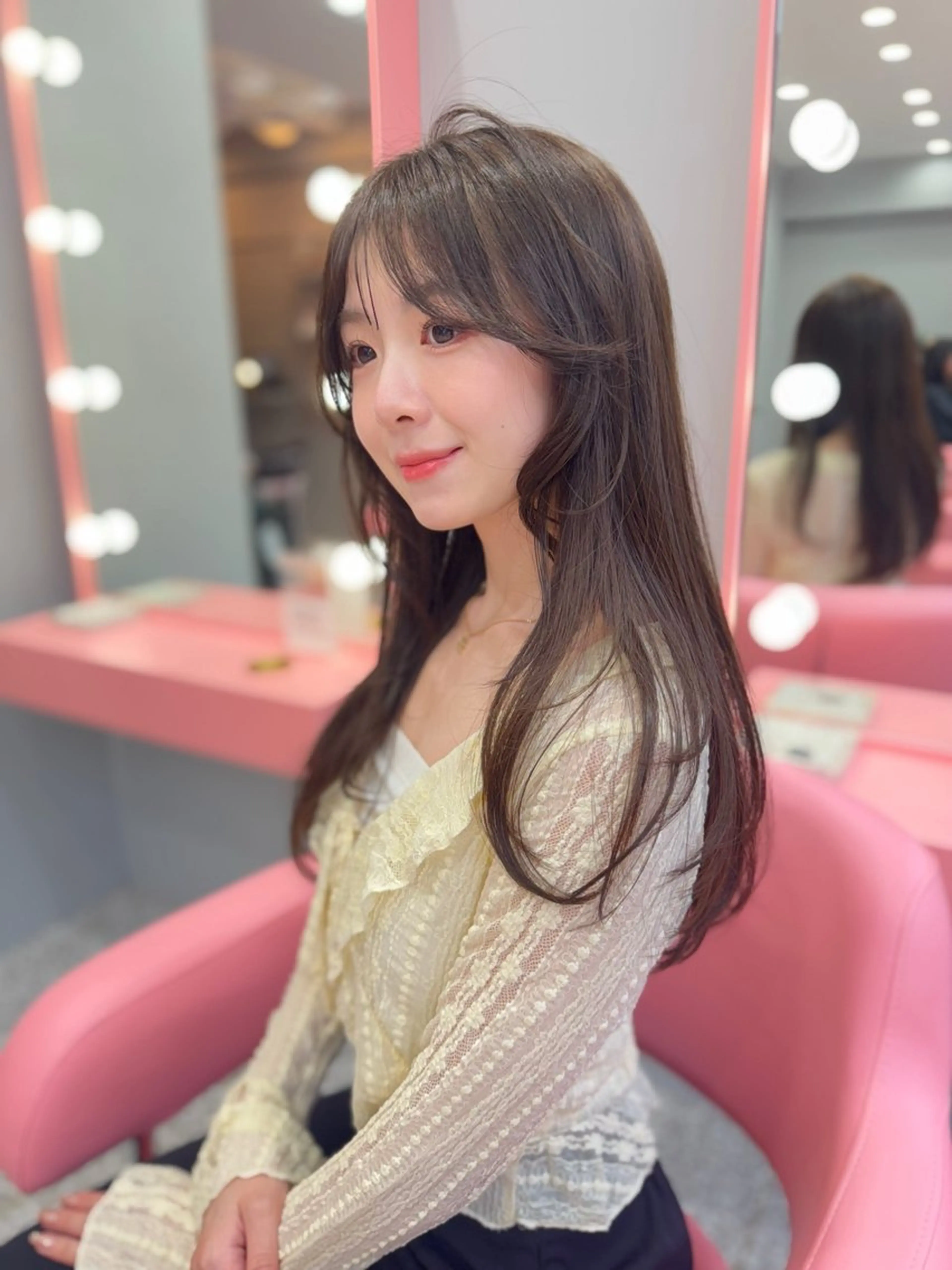 🌱⋆｡ 透明感カラー➕カット➕1step treatment ( ロング料金頂きません )の写真