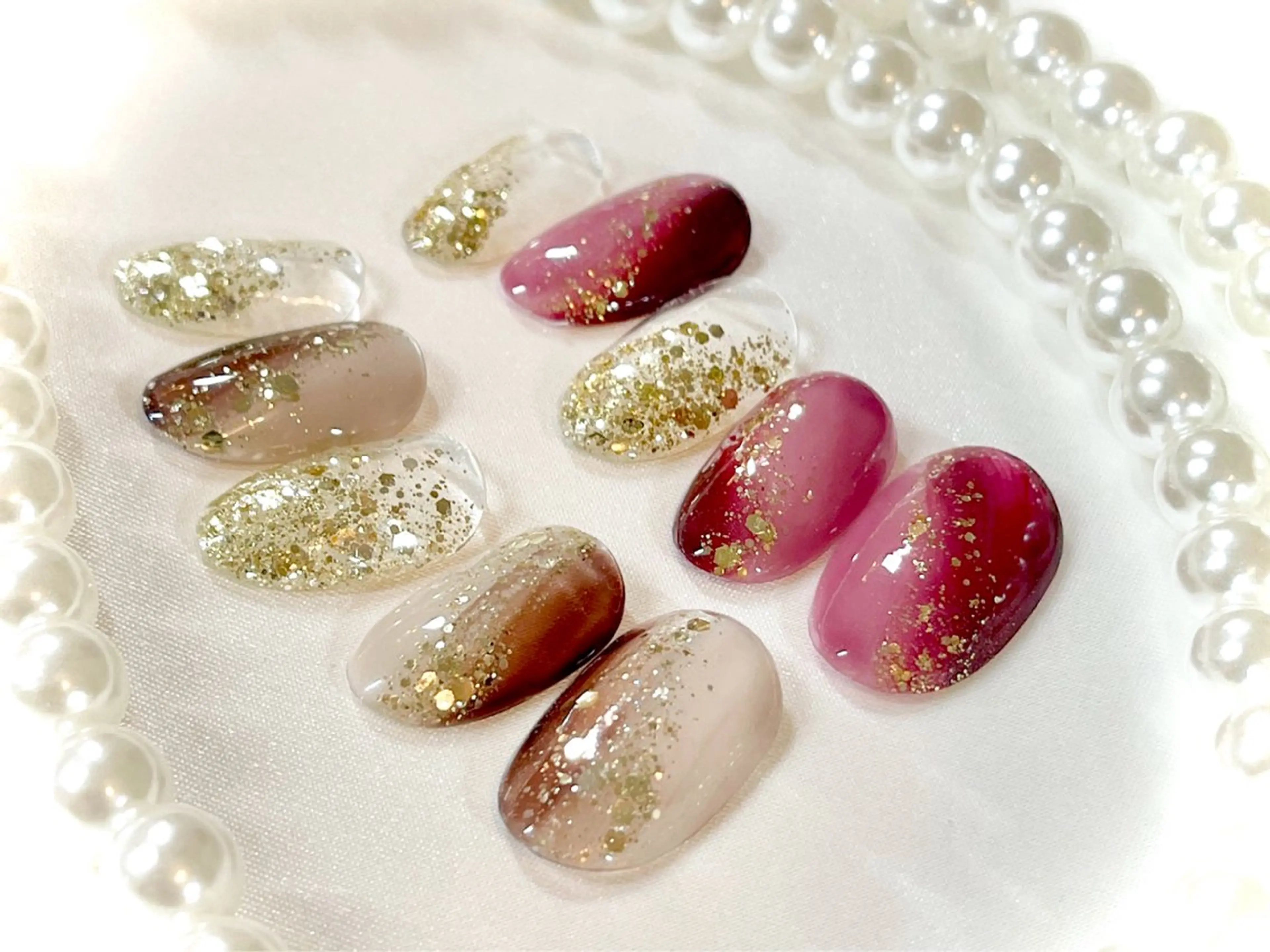 ネイル キラキラネイル ニュアンスネイル シンプルネイル ハンドネイル Vogusty's Nail 鶴見店のネイルデザイン