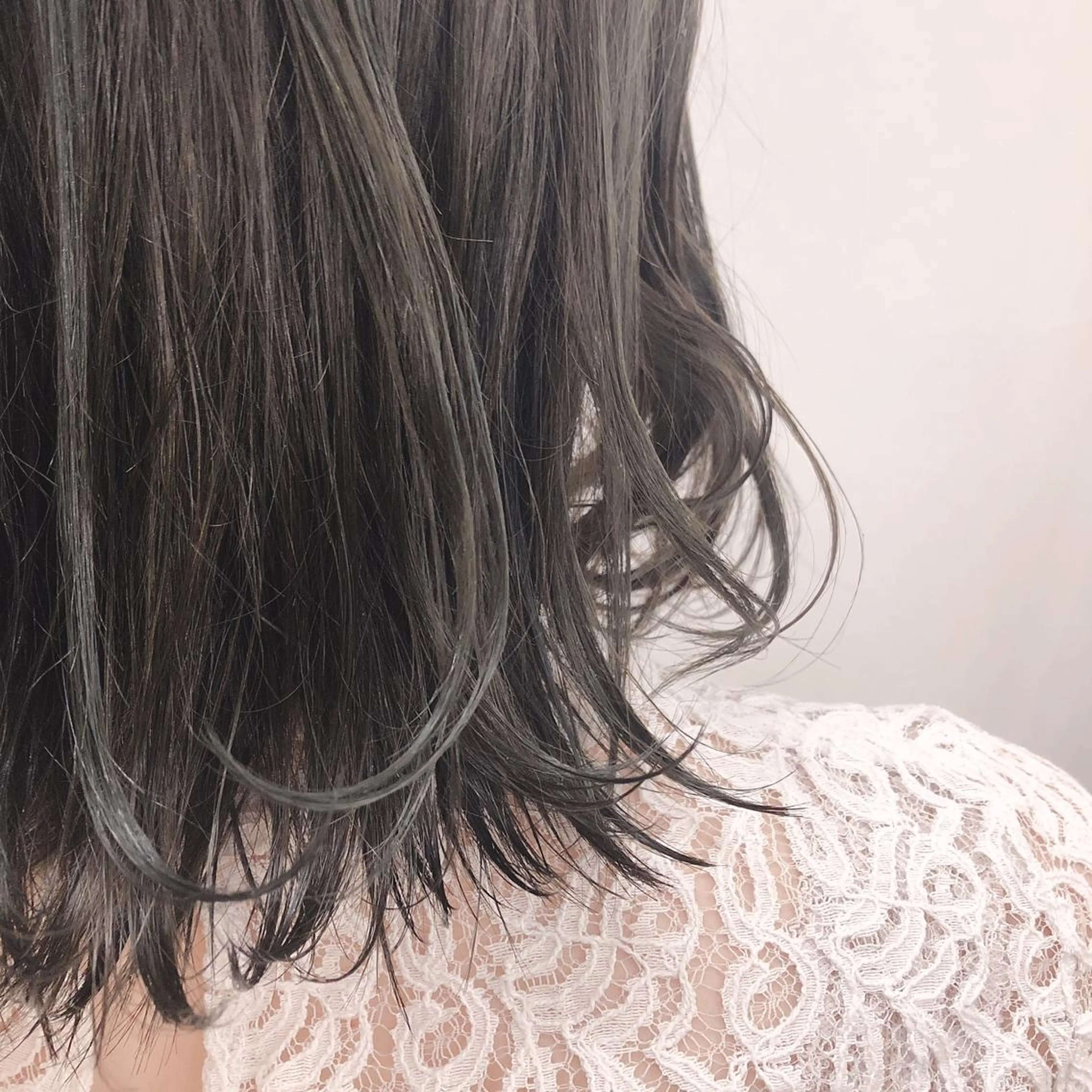 ミディアム カラー アッシュ ハイライトカラー ハイライト 🍀失敗しない 縮毛矯正熊谷竜馬🍀のヘアスタイル