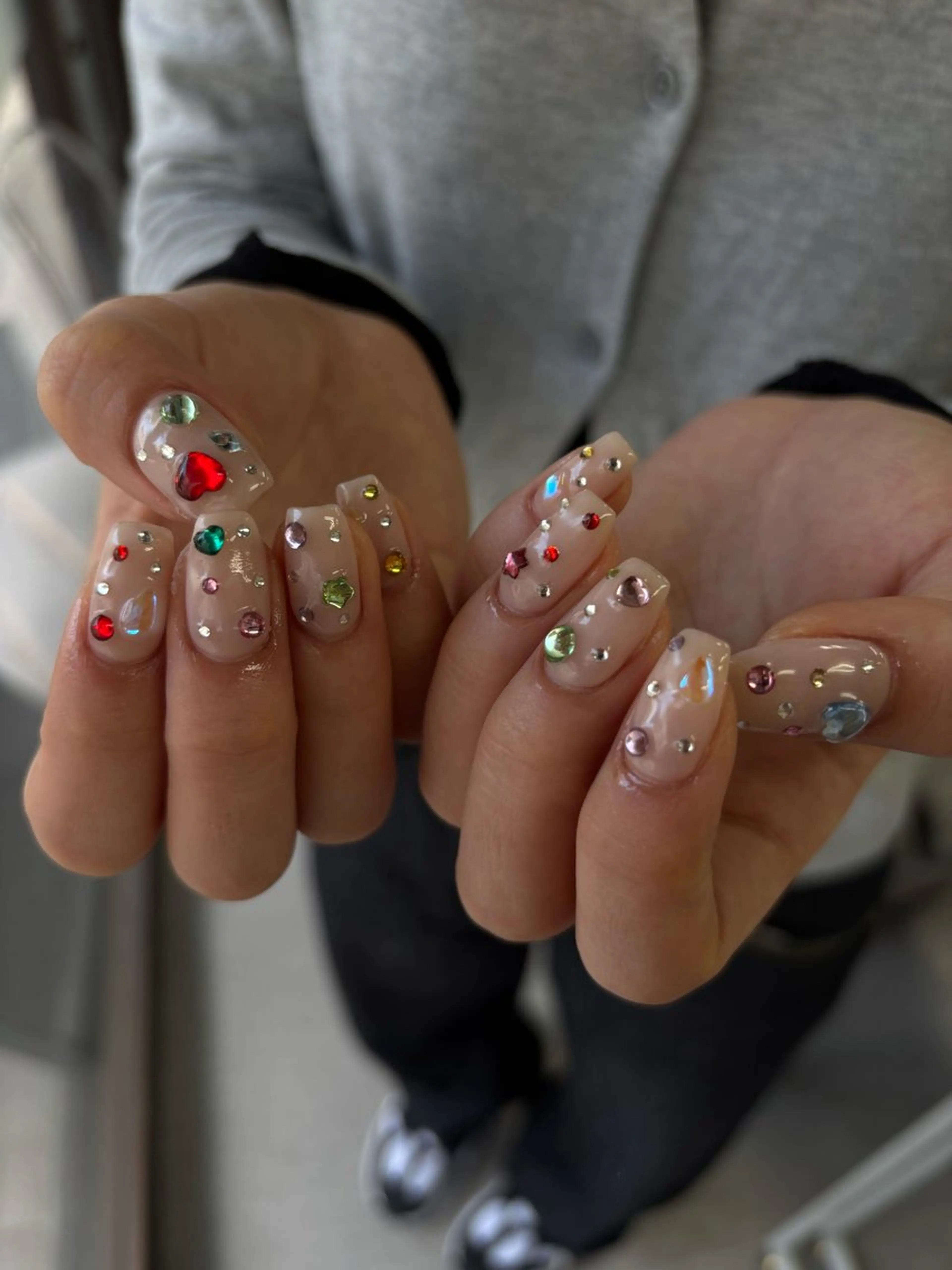 ネイル キラキラネイル ハンドネイル tener YUIのネイルデザイン